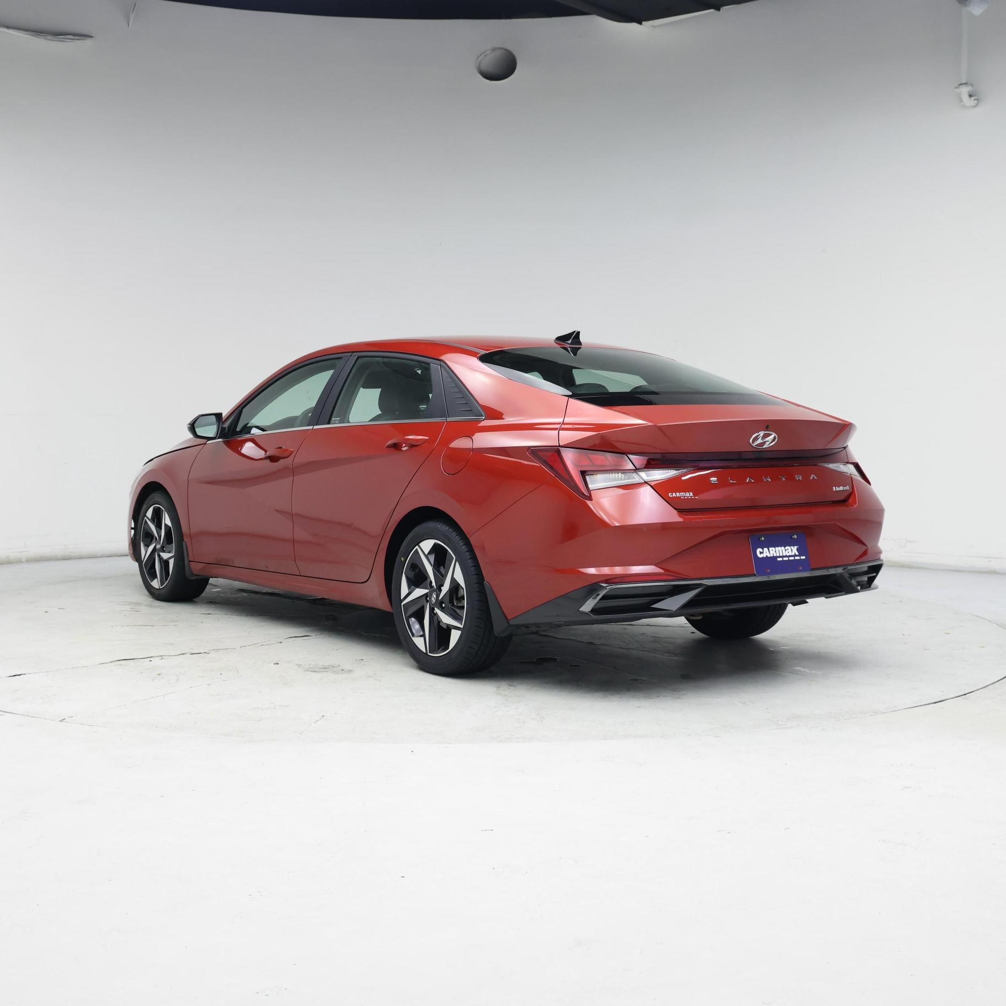Thumbnail: 2022 Hyundai Elantra - 2