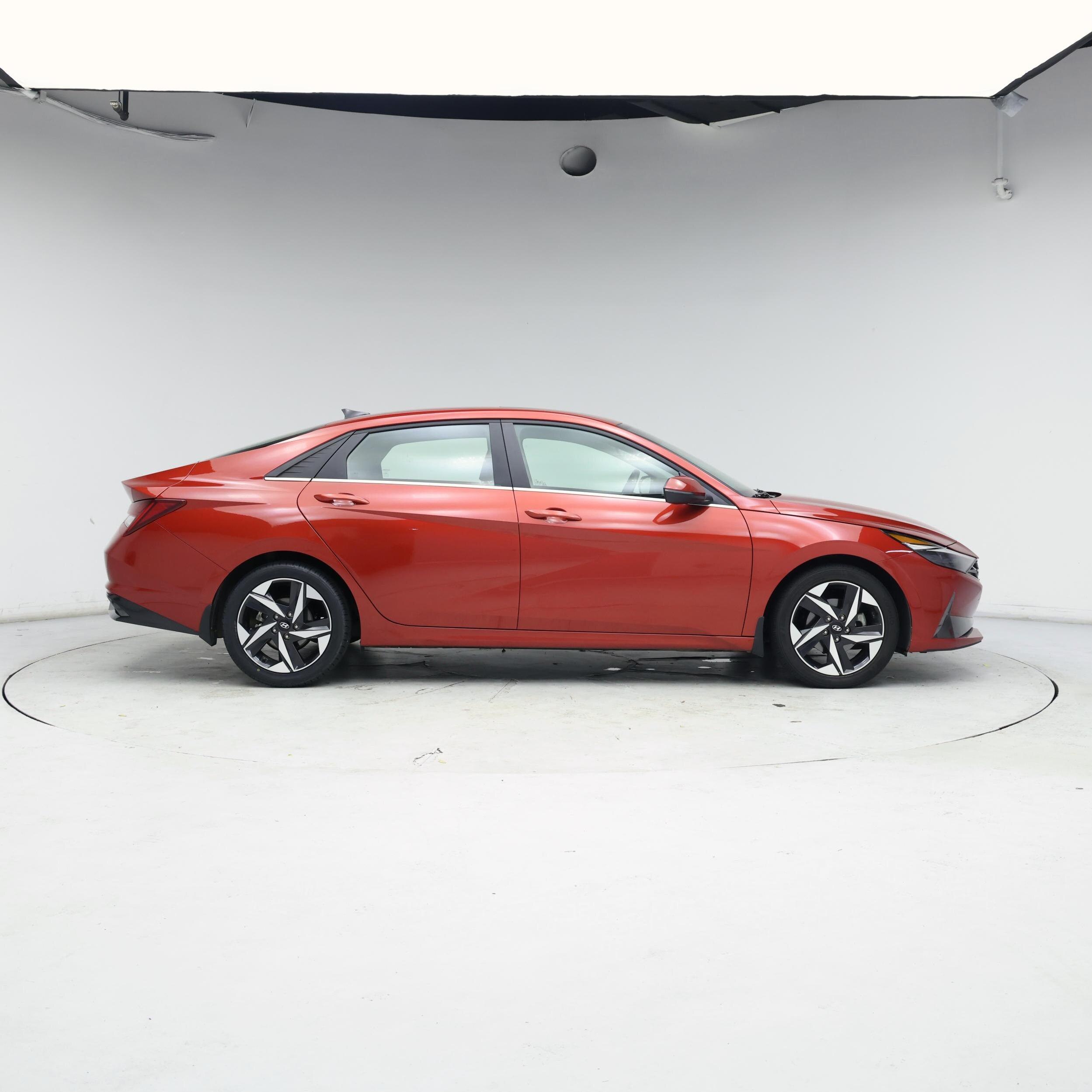 Thumbnail: 2022 Hyundai Elantra - 7
