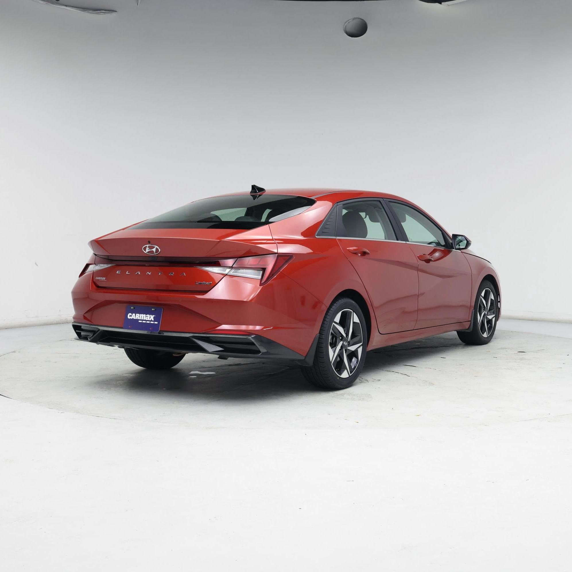 Thumbnail: 2022 Hyundai Elantra - 8