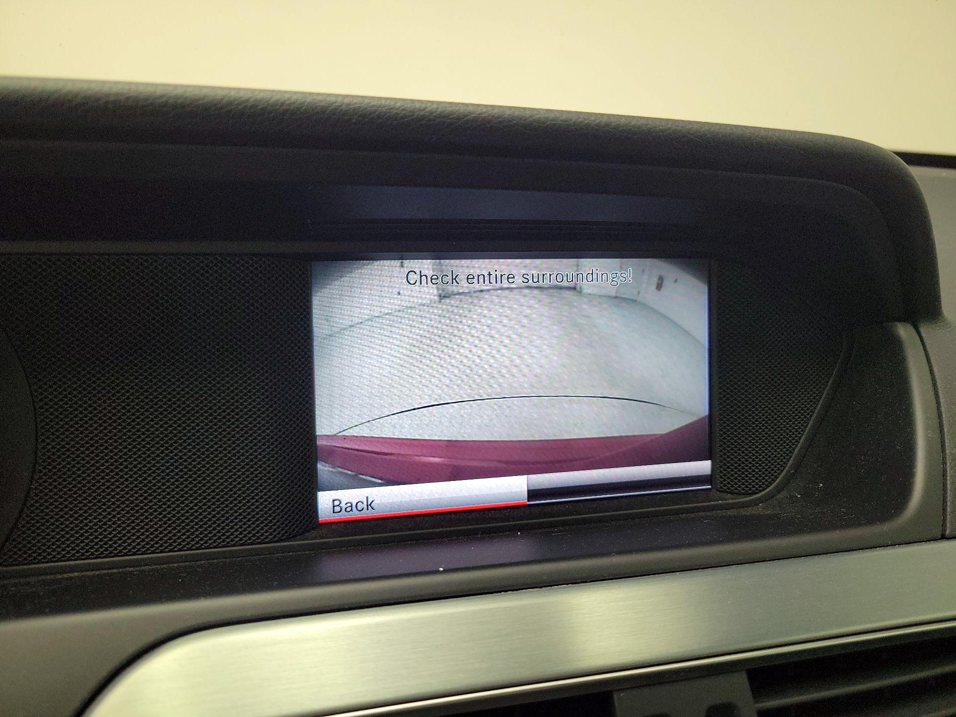 Thumbnail: 2015 Mercedes-Benz C-Class - 15