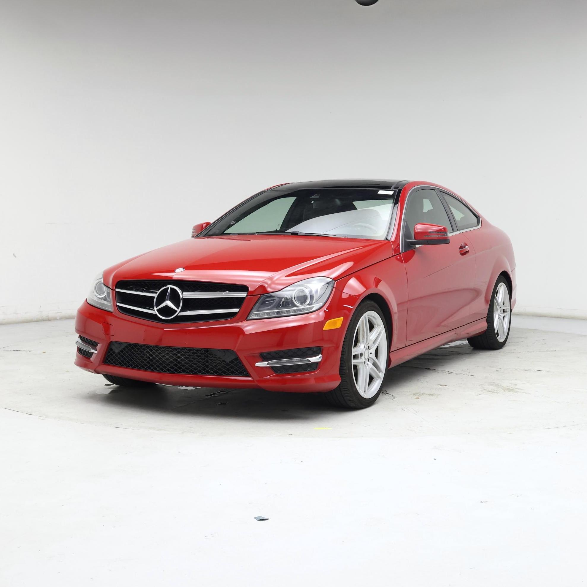 Thumbnail: 2015 Mercedes-Benz C-Class - 4