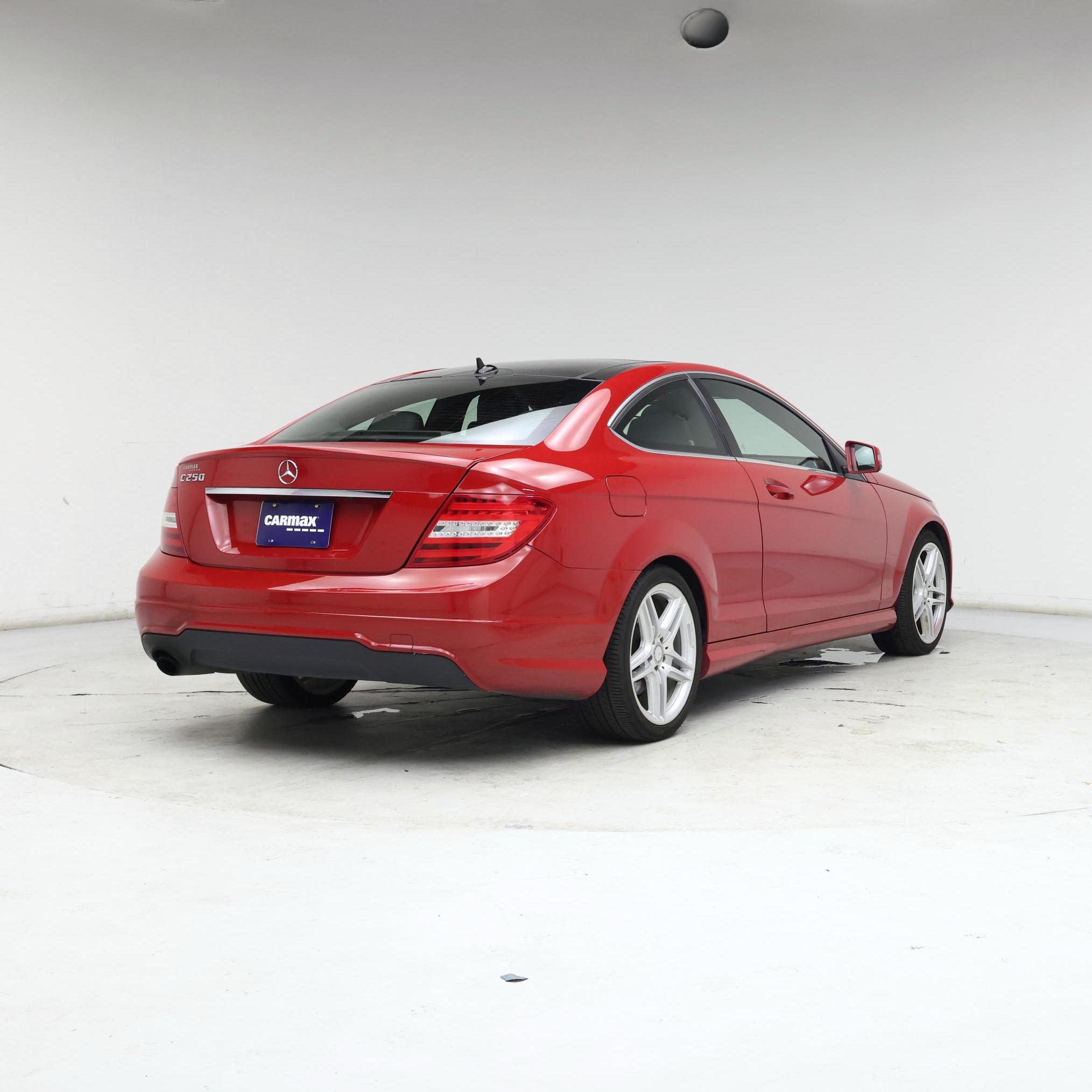 Thumbnail: 2015 Mercedes-Benz C-Class - 8