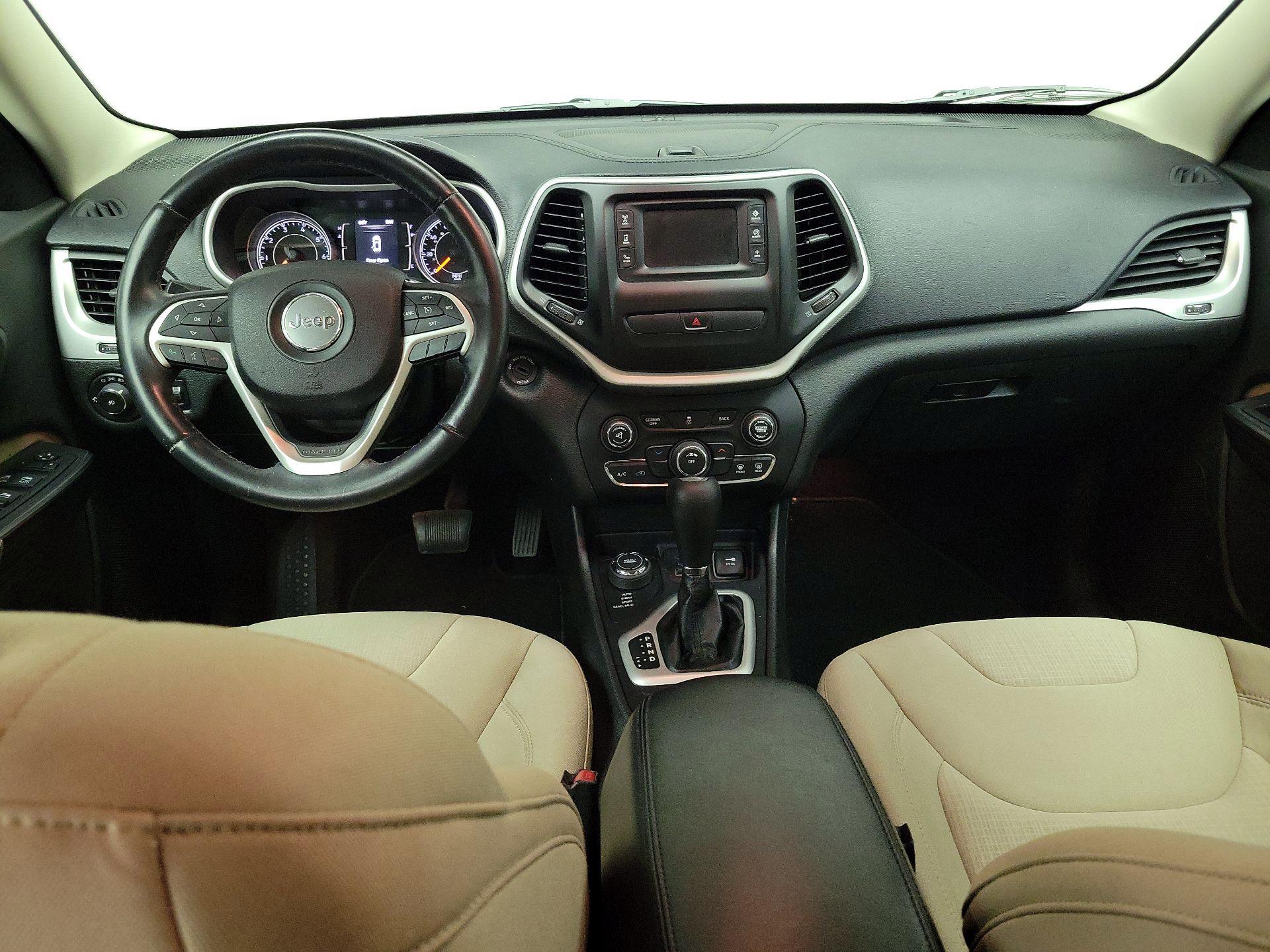 Thumbnail: 2015 Jeep Cherokee - 9
