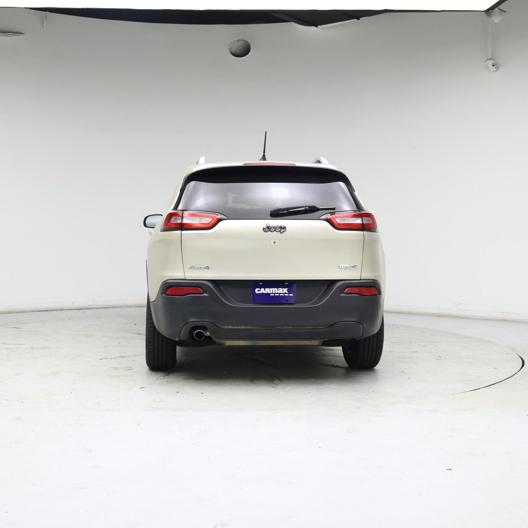 Thumbnail: 2015 Jeep Cherokee - 6