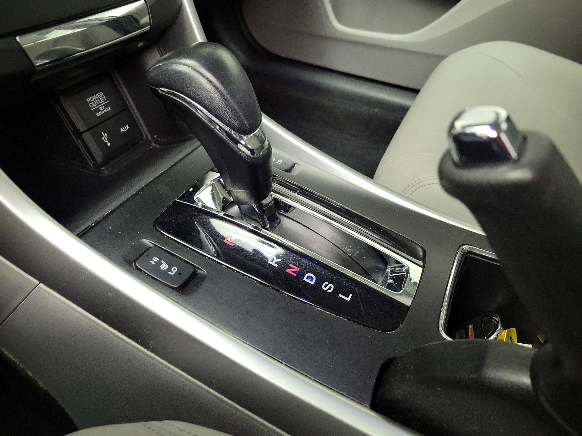 Thumbnail: 2014 Honda Accord - 17