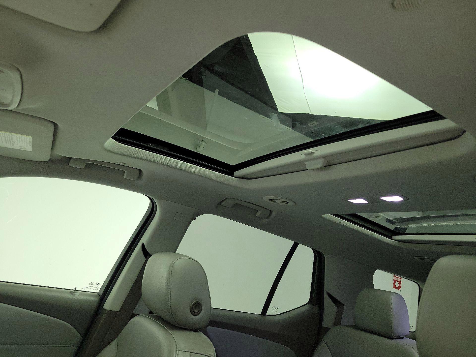 Thumbnail: 2019 Chevrolet Traverse - 20