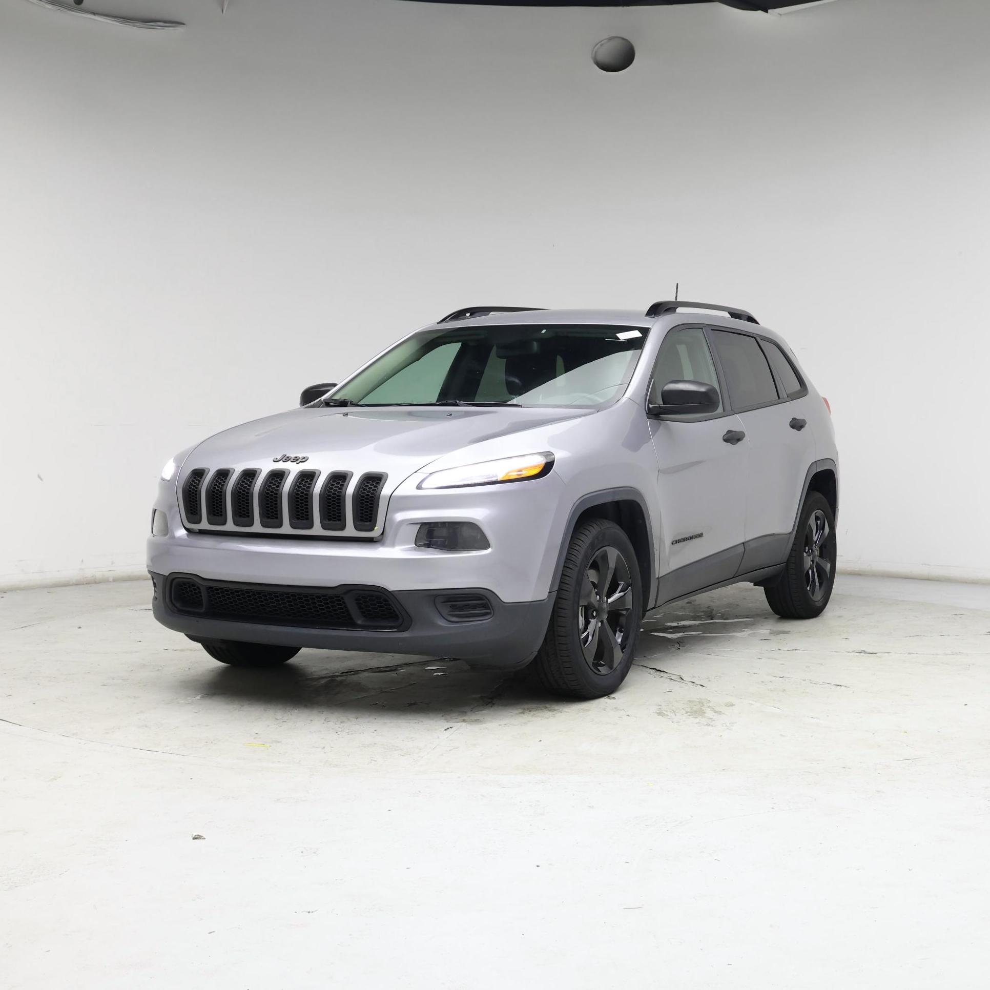 Thumbnail: 2017 Jeep Cherokee - 4