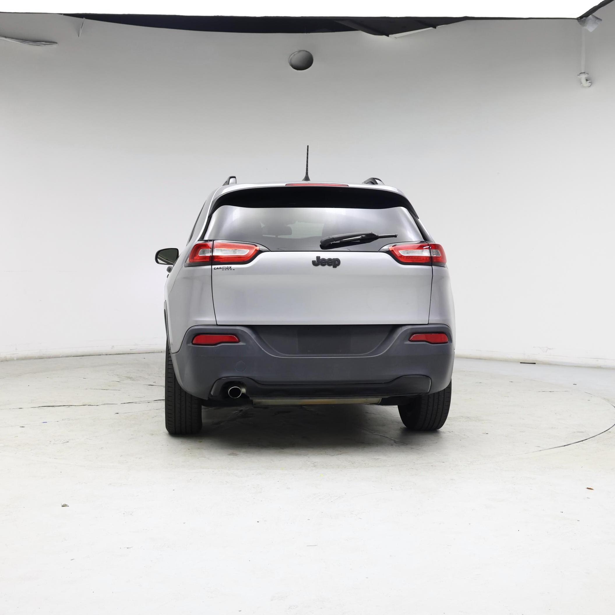 Thumbnail: 2017 Jeep Cherokee - 6