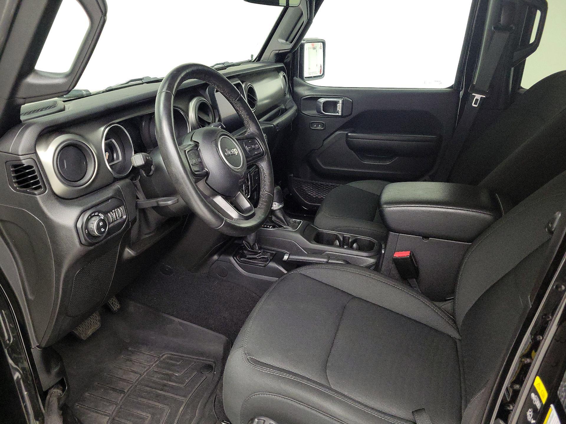 Thumbnail: 2021 Jeep Gladiator - 11