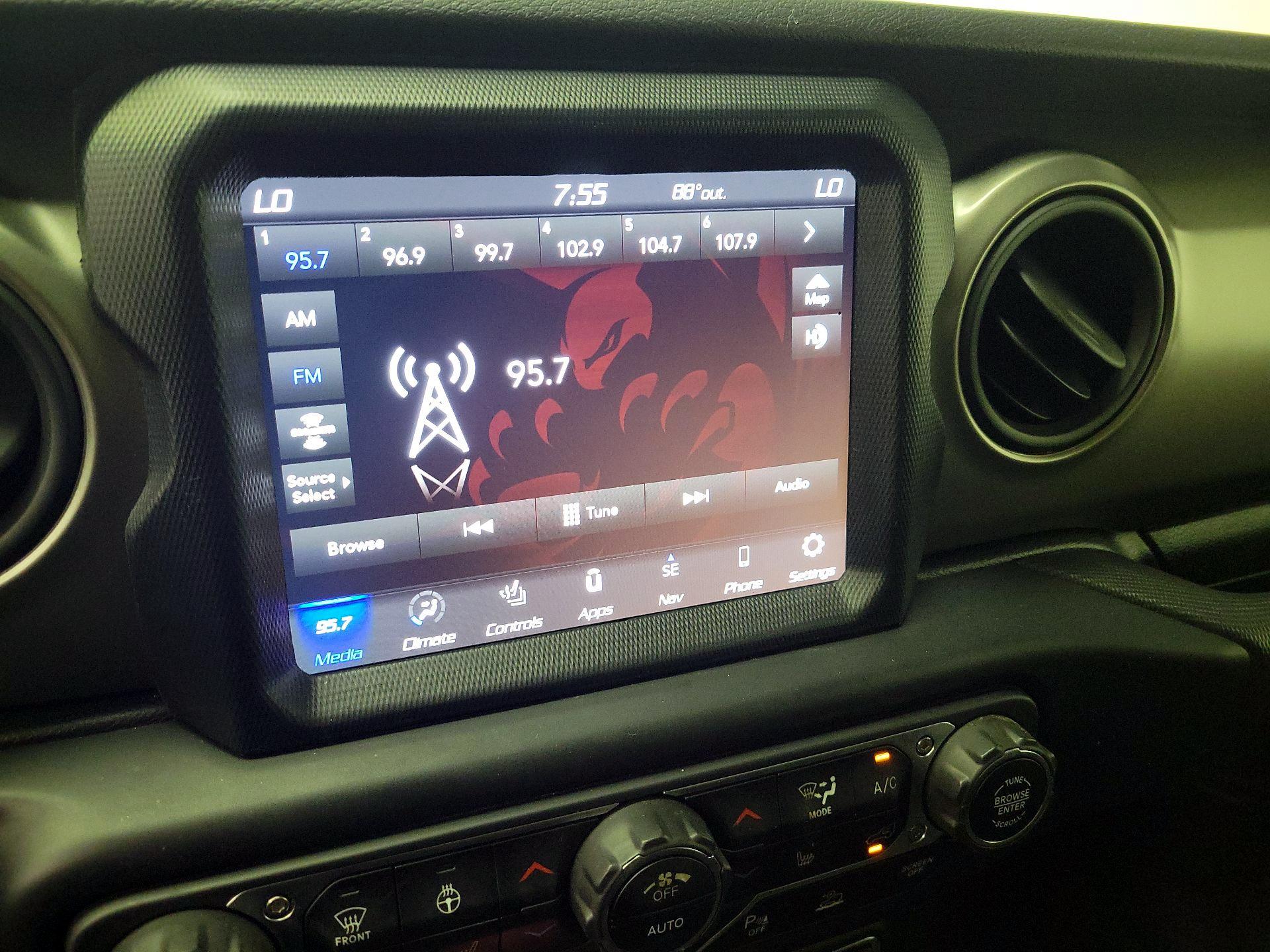 Thumbnail: 2021 Jeep Gladiator - 16