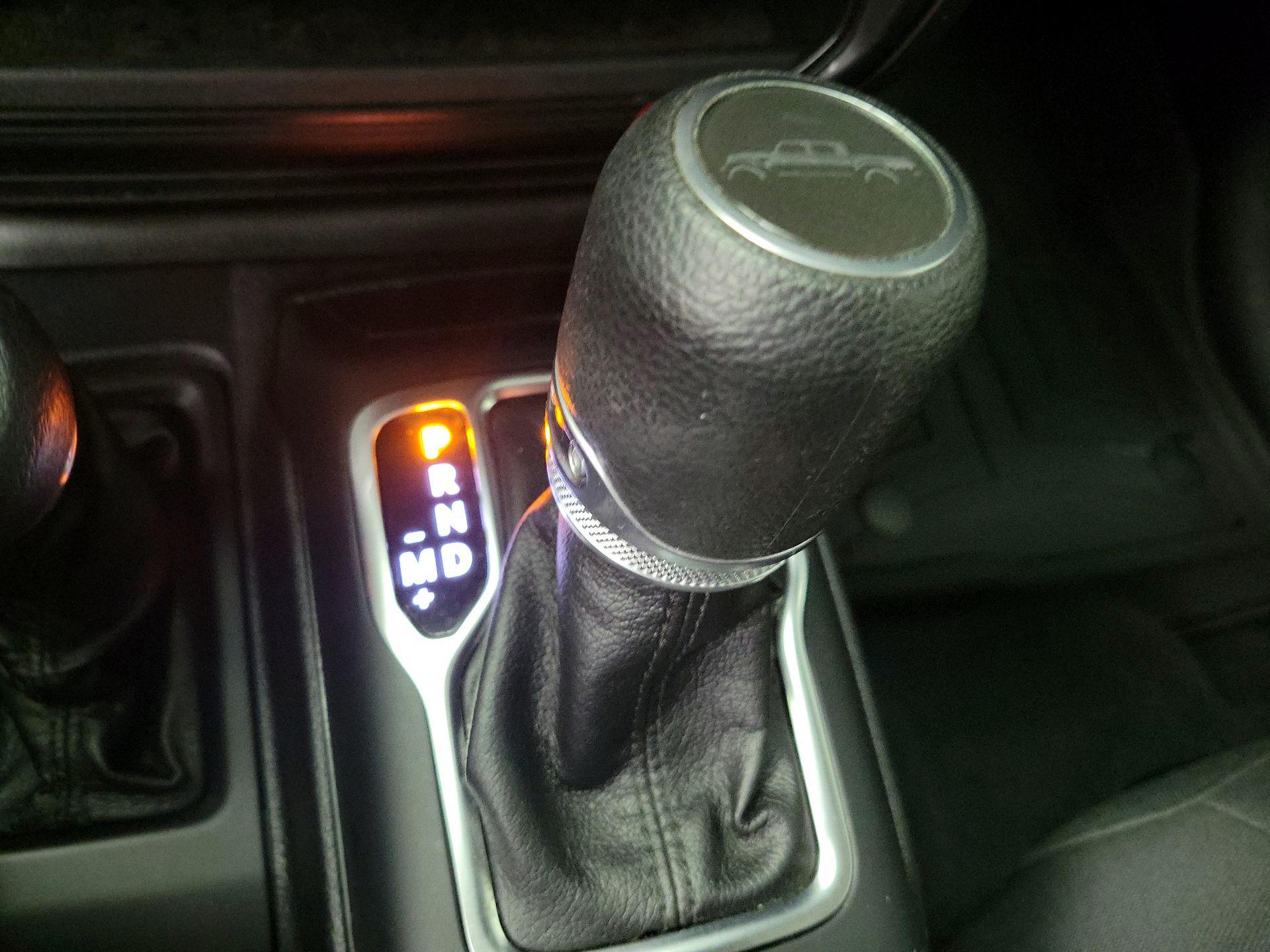 Thumbnail: 2021 Jeep Gladiator - 18