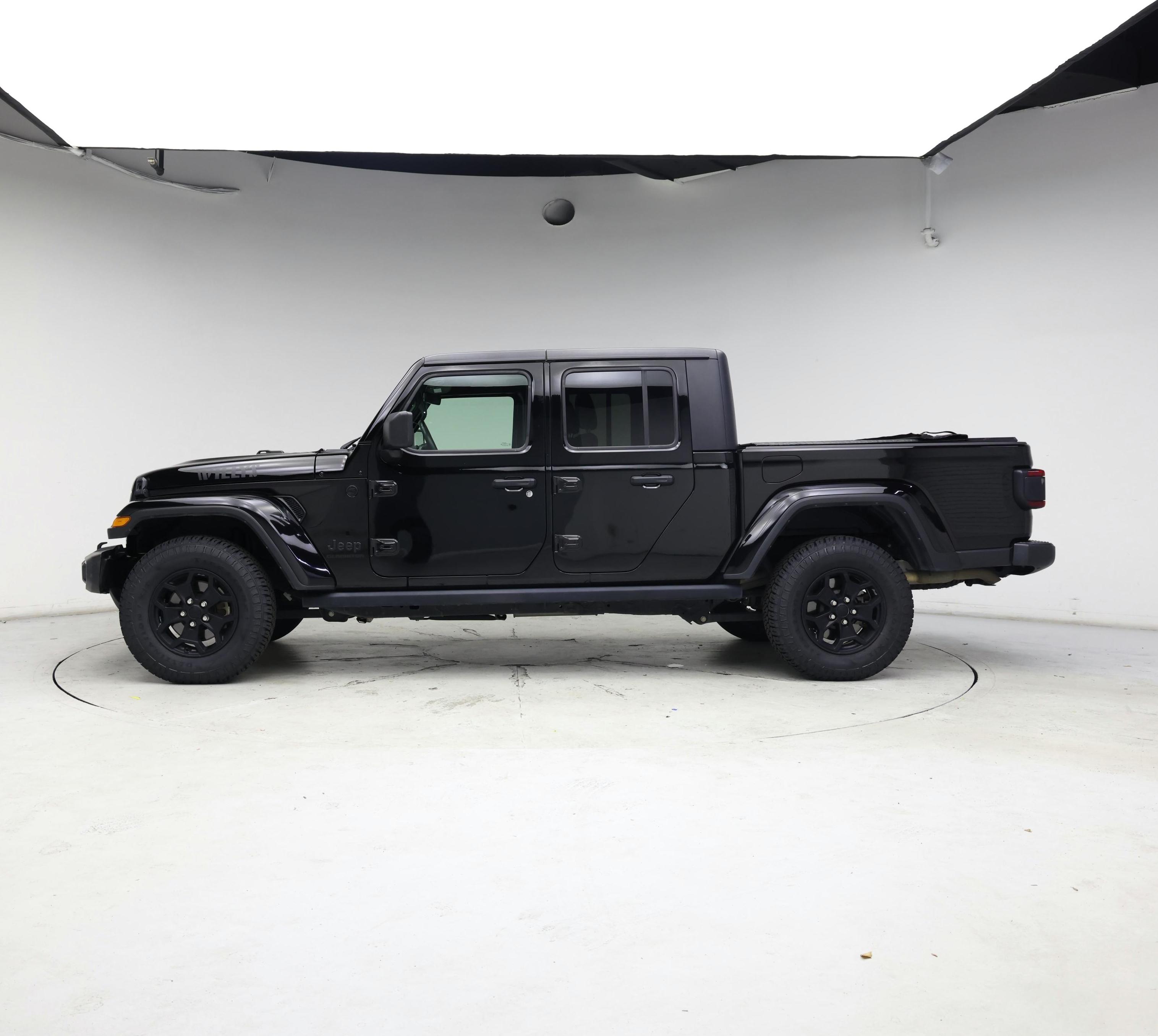 Thumbnail: 2021 Jeep Gladiator - 3