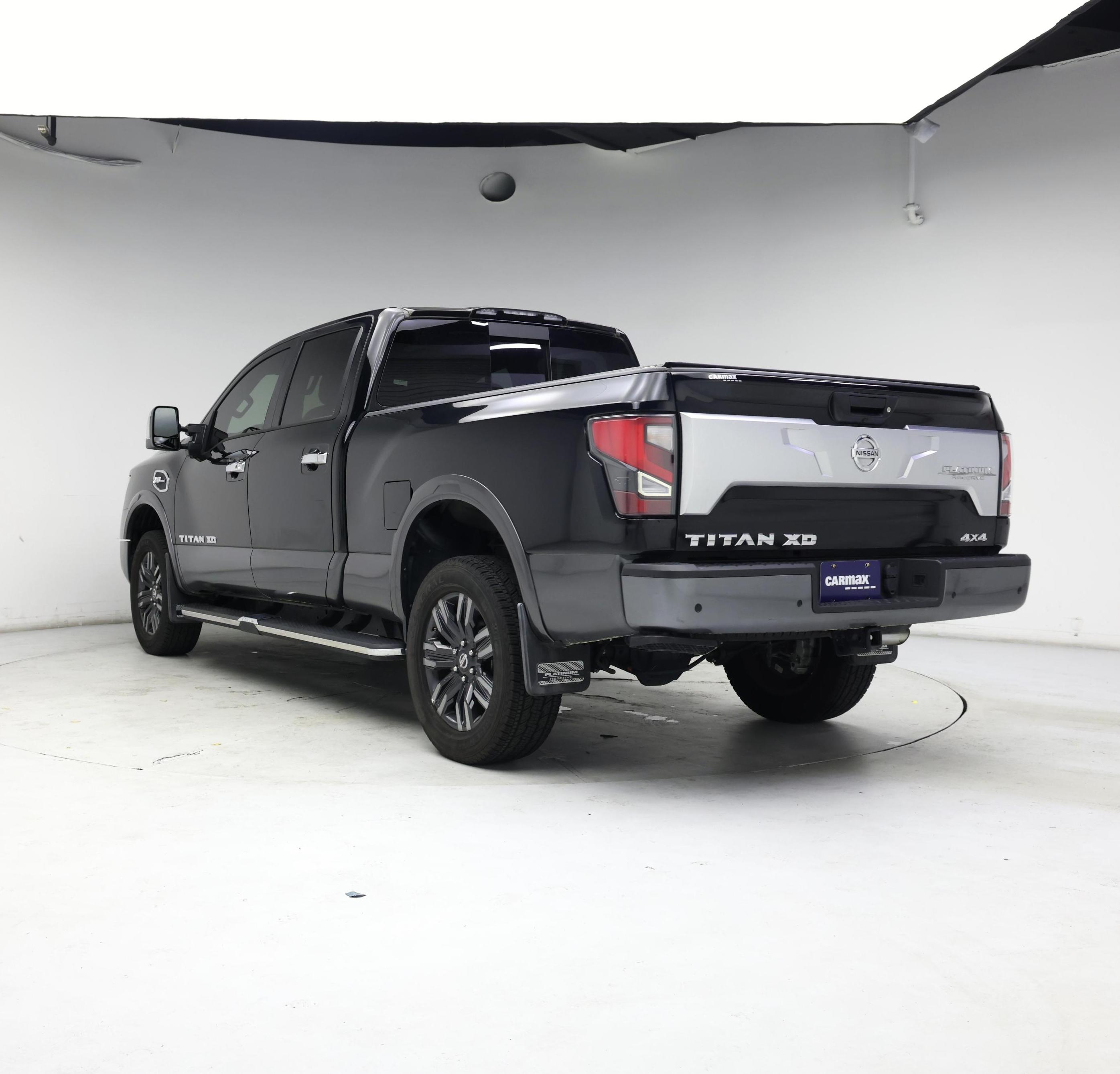 Thumbnail: 2021 Nissan Titan - 2