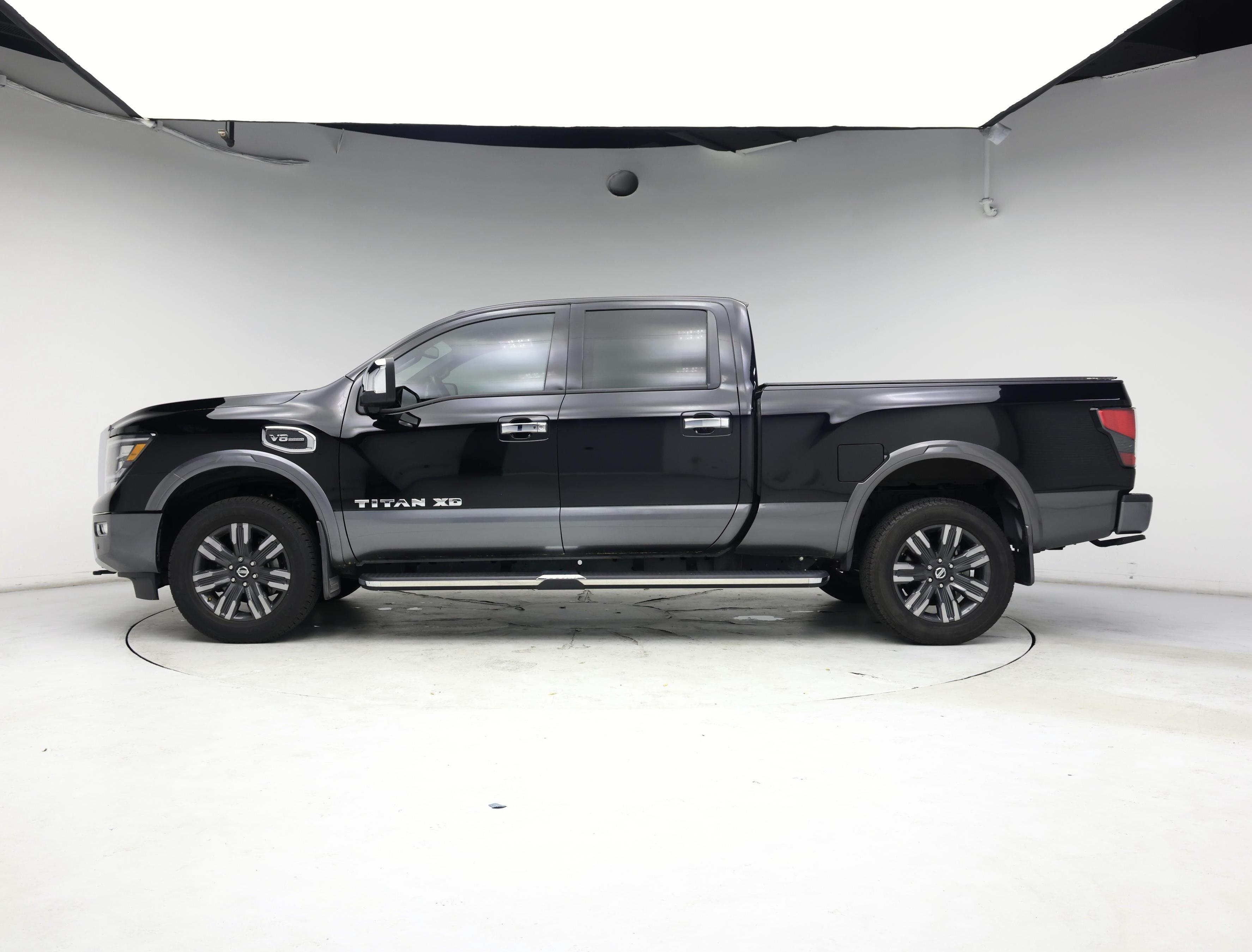 Thumbnail: 2021 Nissan Titan - 3