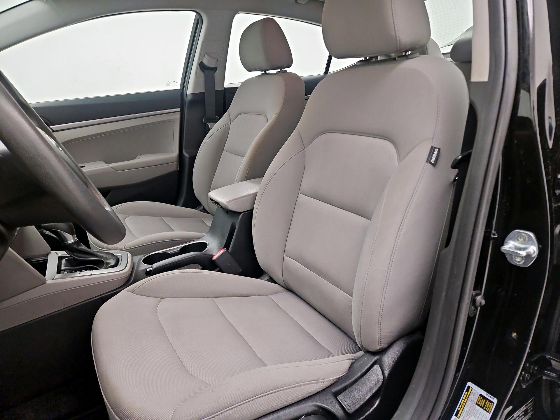 Thumbnail: 2018 Hyundai Elantra - 11