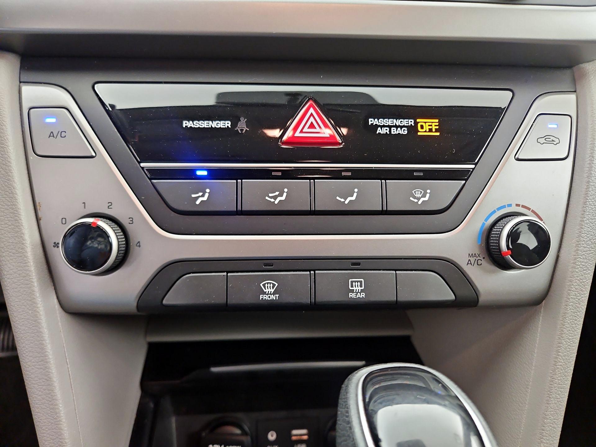 Thumbnail: 2018 Hyundai Elantra - 15