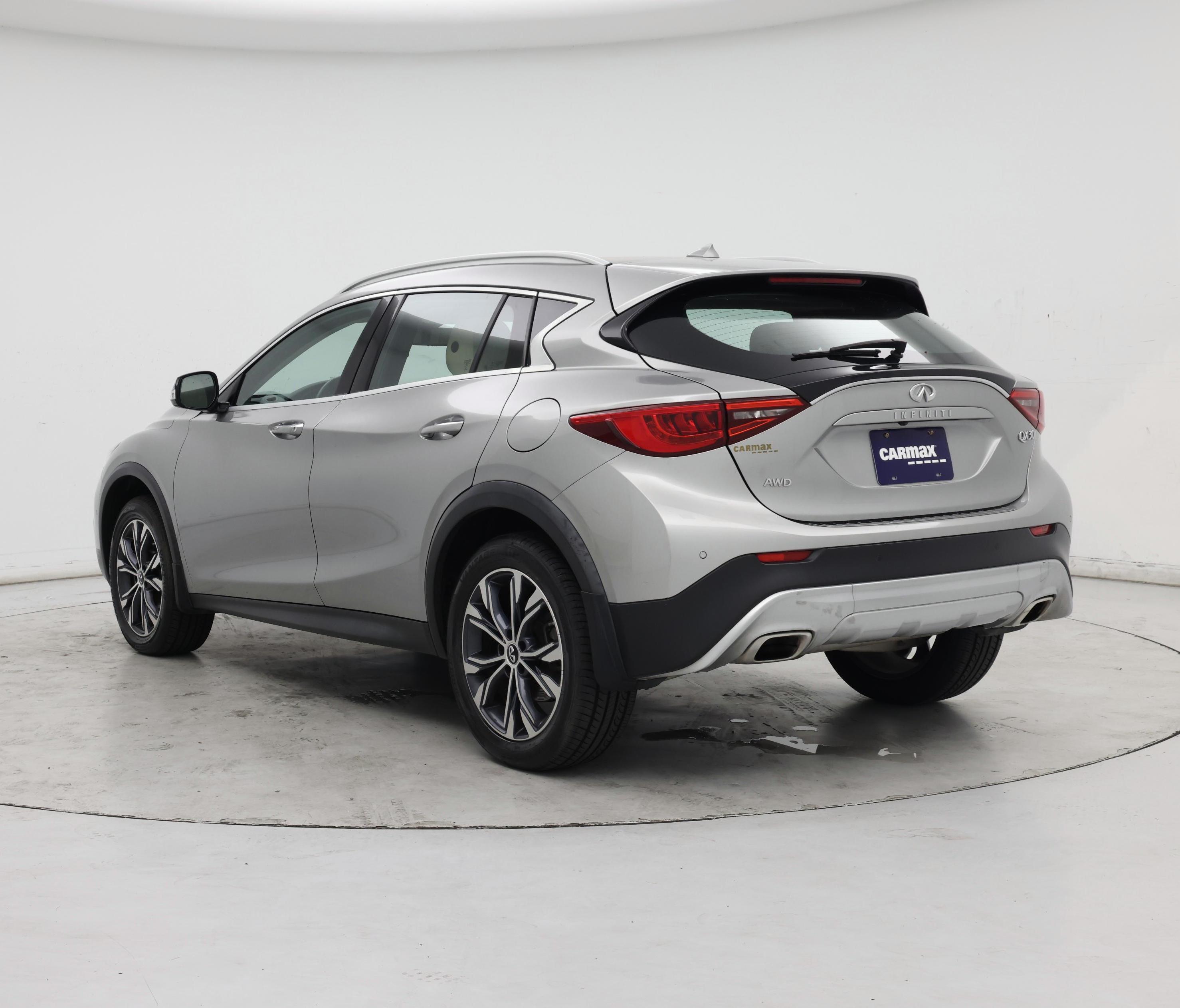 Thumbnail: 2018 INFINITI QX30 - 2