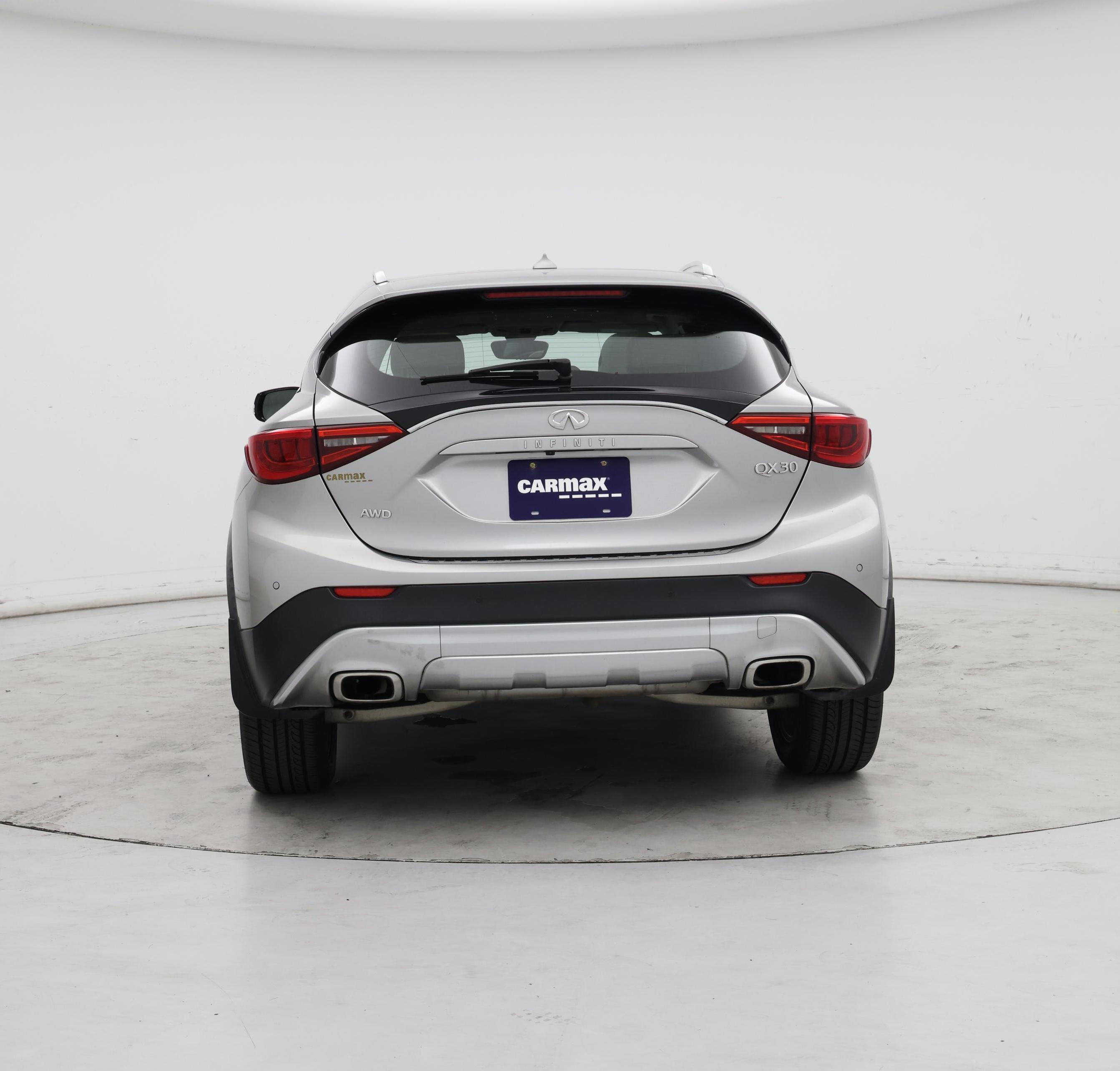 Thumbnail: 2018 INFINITI QX30 - 6