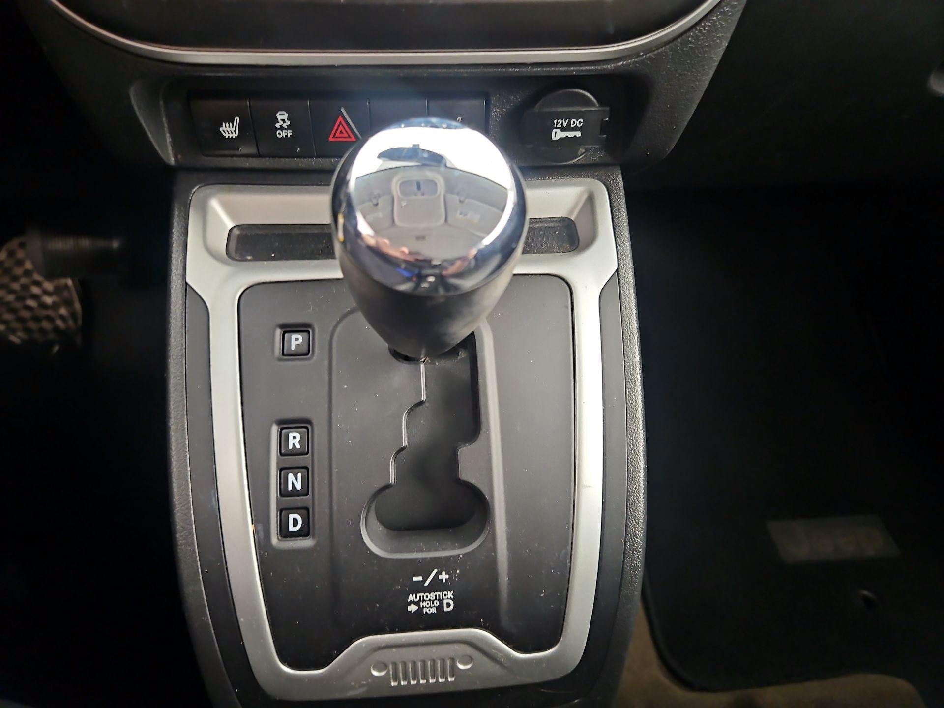 Thumbnail: 2014 Jeep Compass - 16