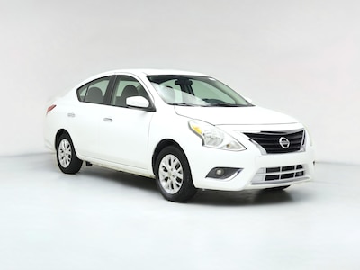 White 2018 Nissan Versa SV