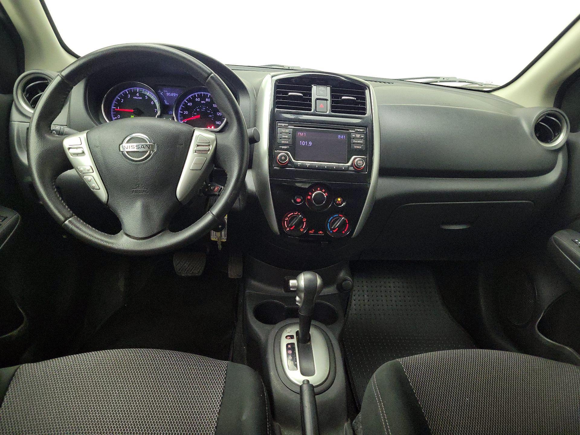 Thumbnail: 2018 Nissan Versa - 9