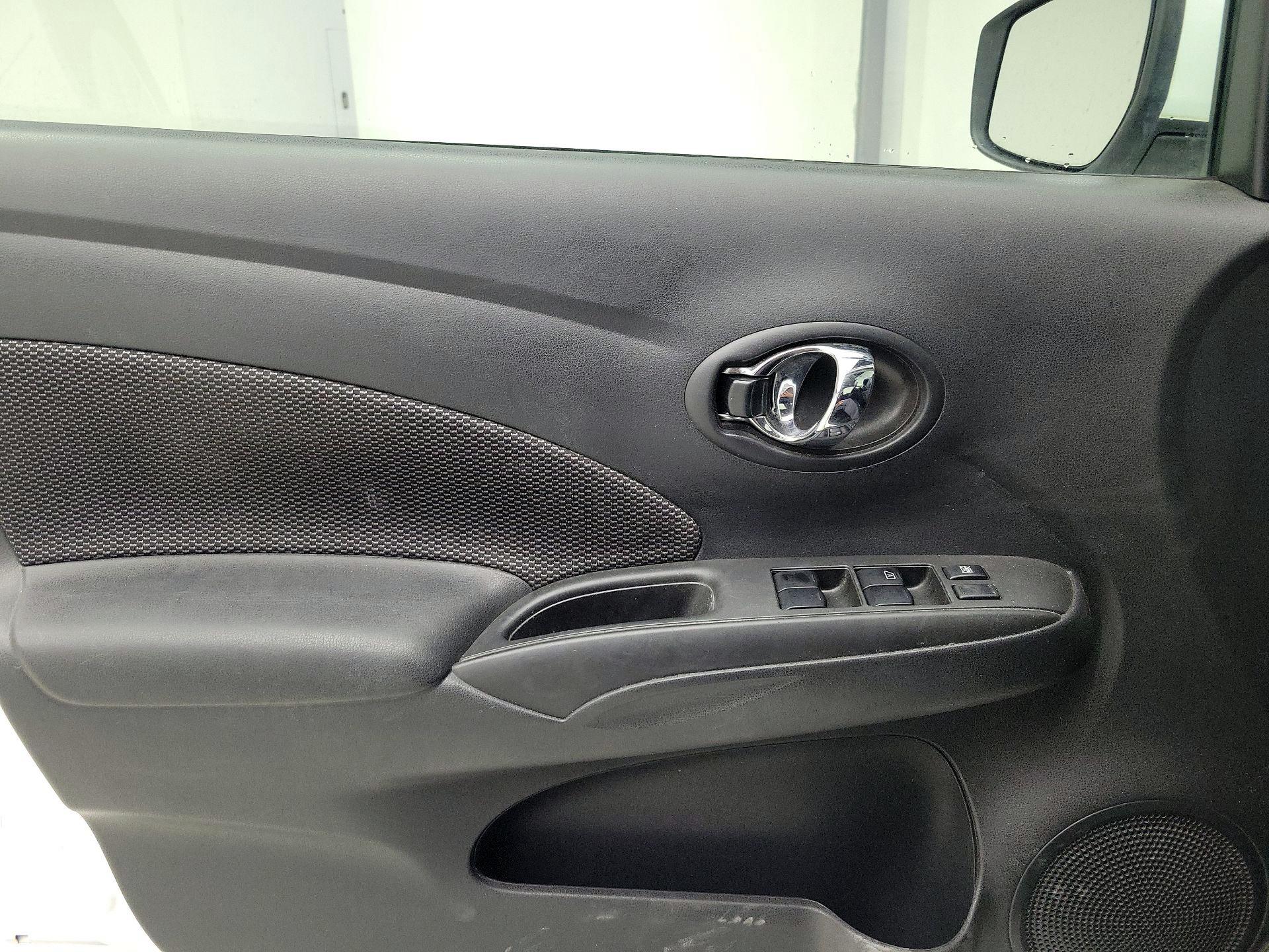 Thumbnail: 2018 Nissan Versa - 12