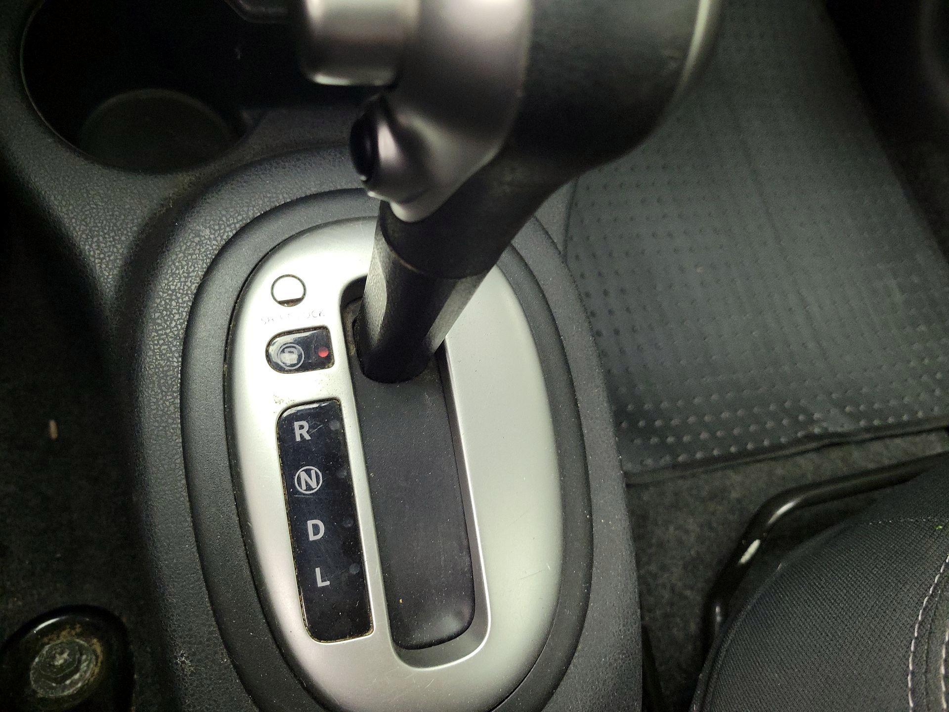 Thumbnail: 2018 Nissan Versa - 16