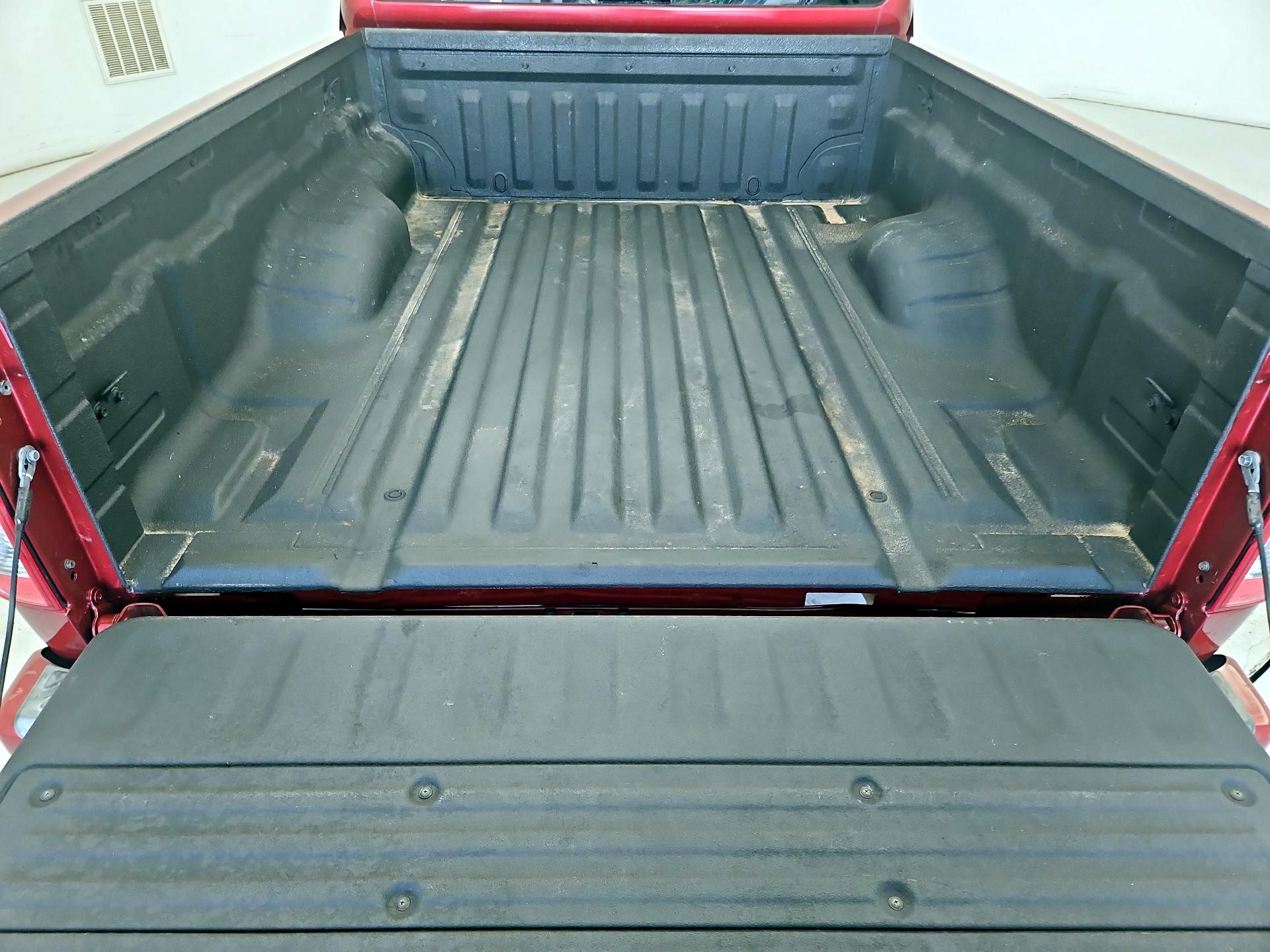 Thumbnail: 2017 Nissan Frontier - 18
