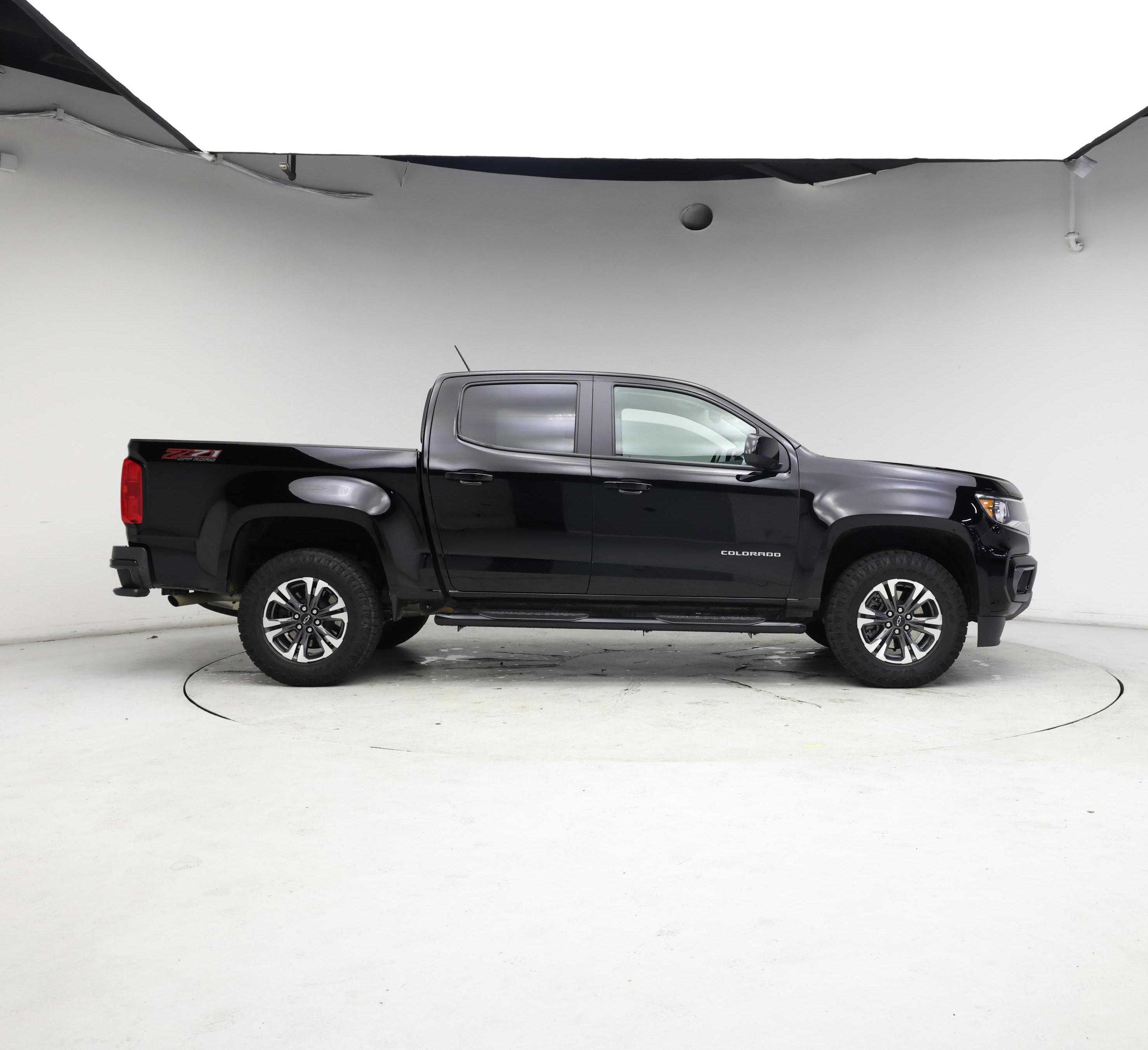 Thumbnail: 2022 Chevrolet Colorado - 7