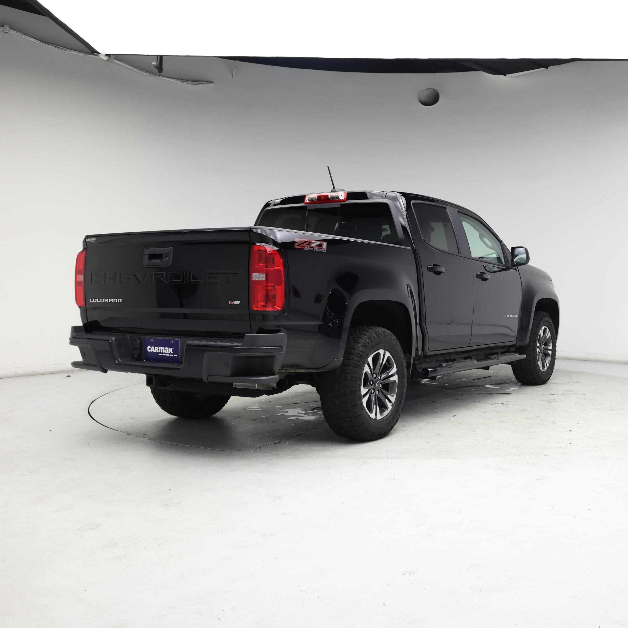 Thumbnail: 2022 Chevrolet Colorado - 8