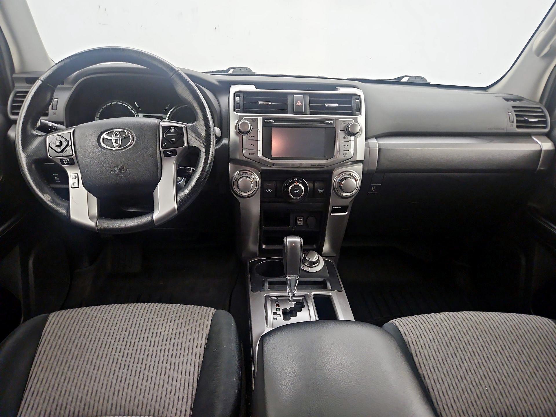 Thumbnail: 2016 Toyota 4Runner - 9