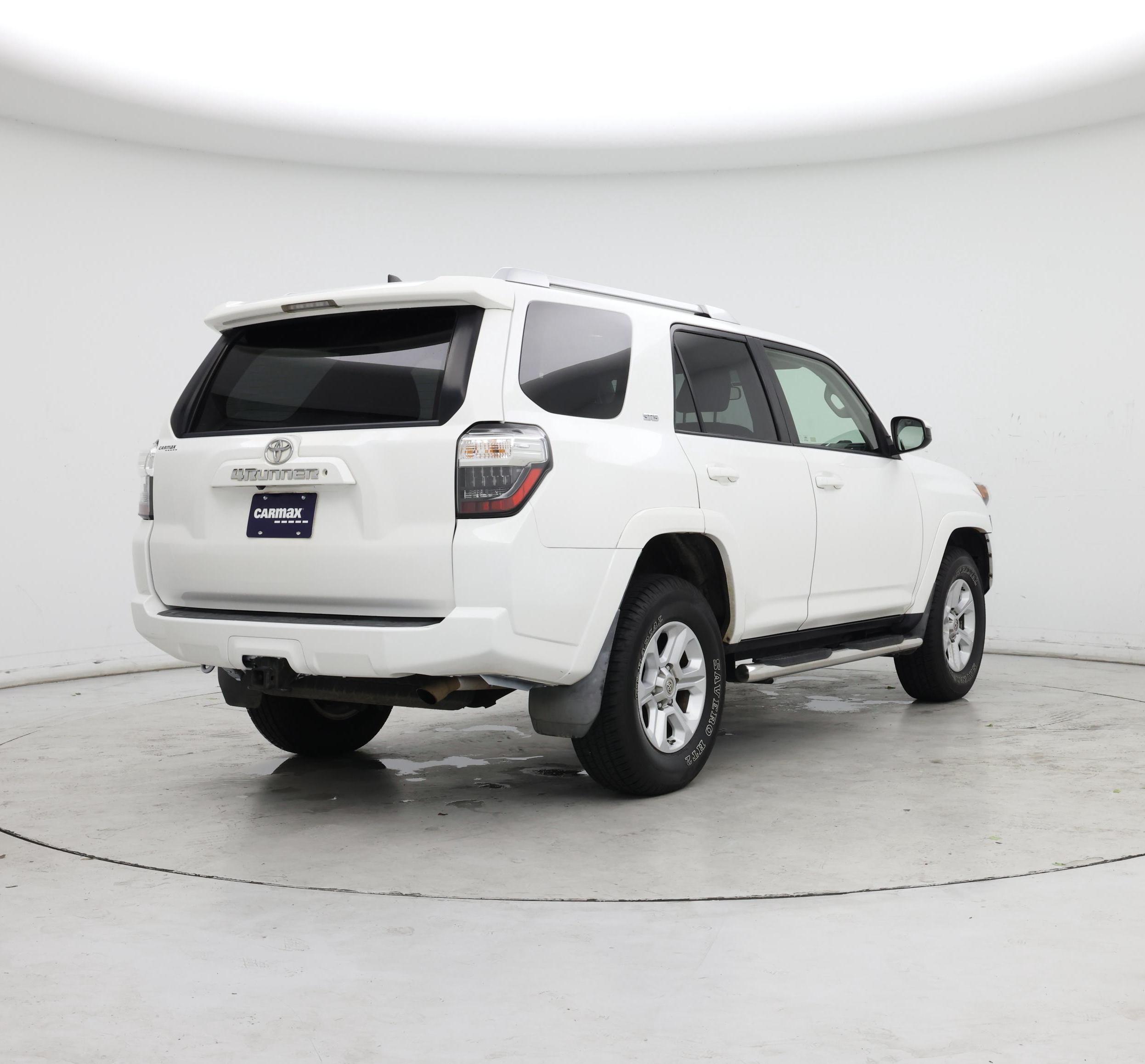 Thumbnail: 2016 Toyota 4Runner - 8