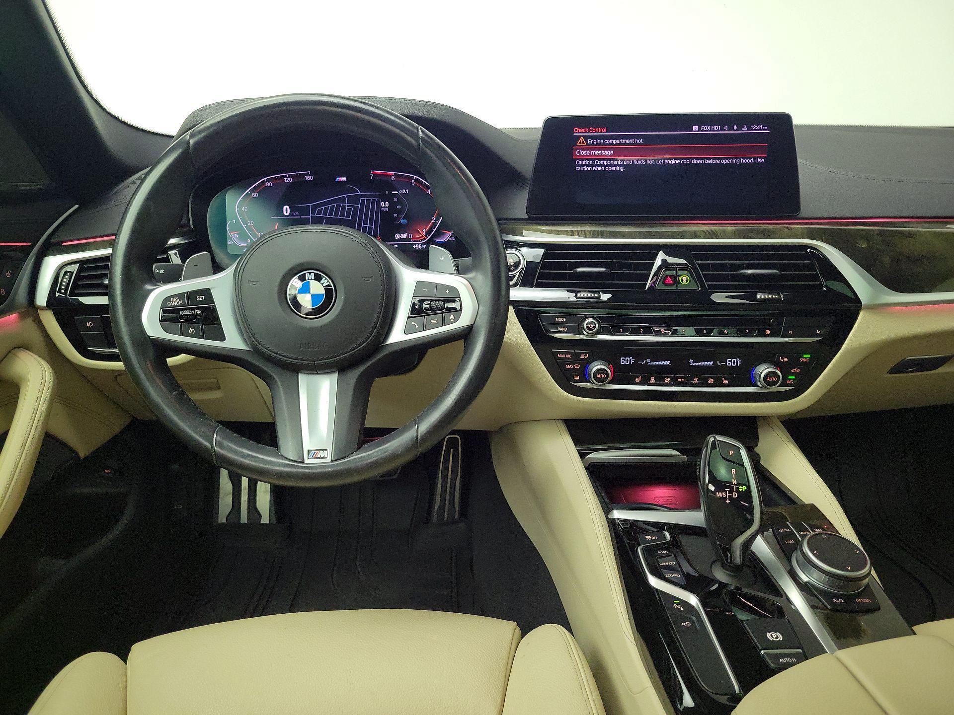 Thumbnail: 2020 BMW 5 Series - 10