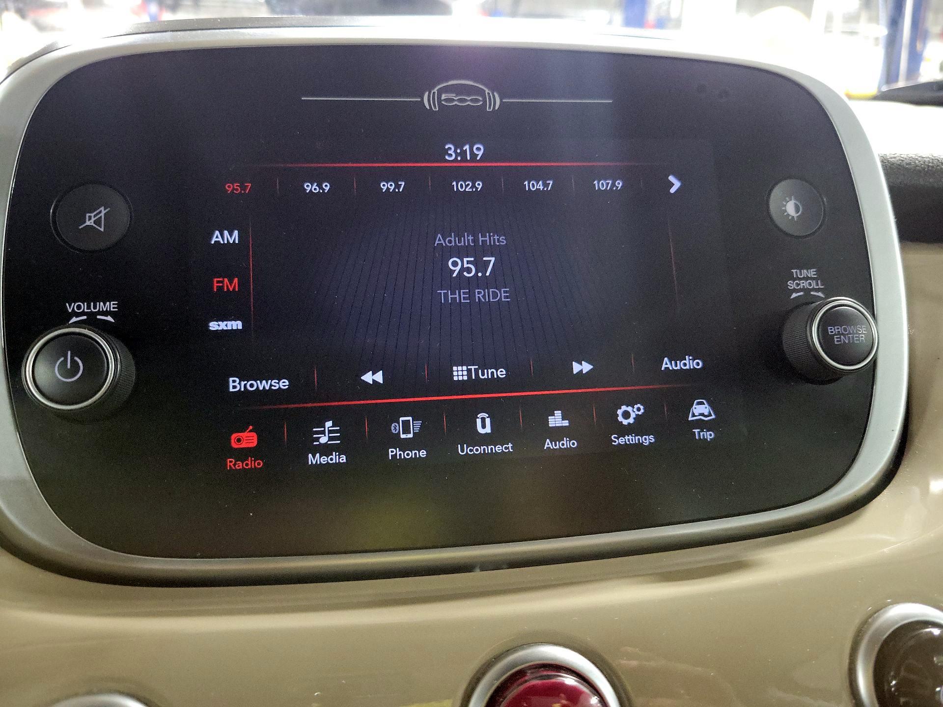 Thumbnail: 2020 Fiat 500X - 15