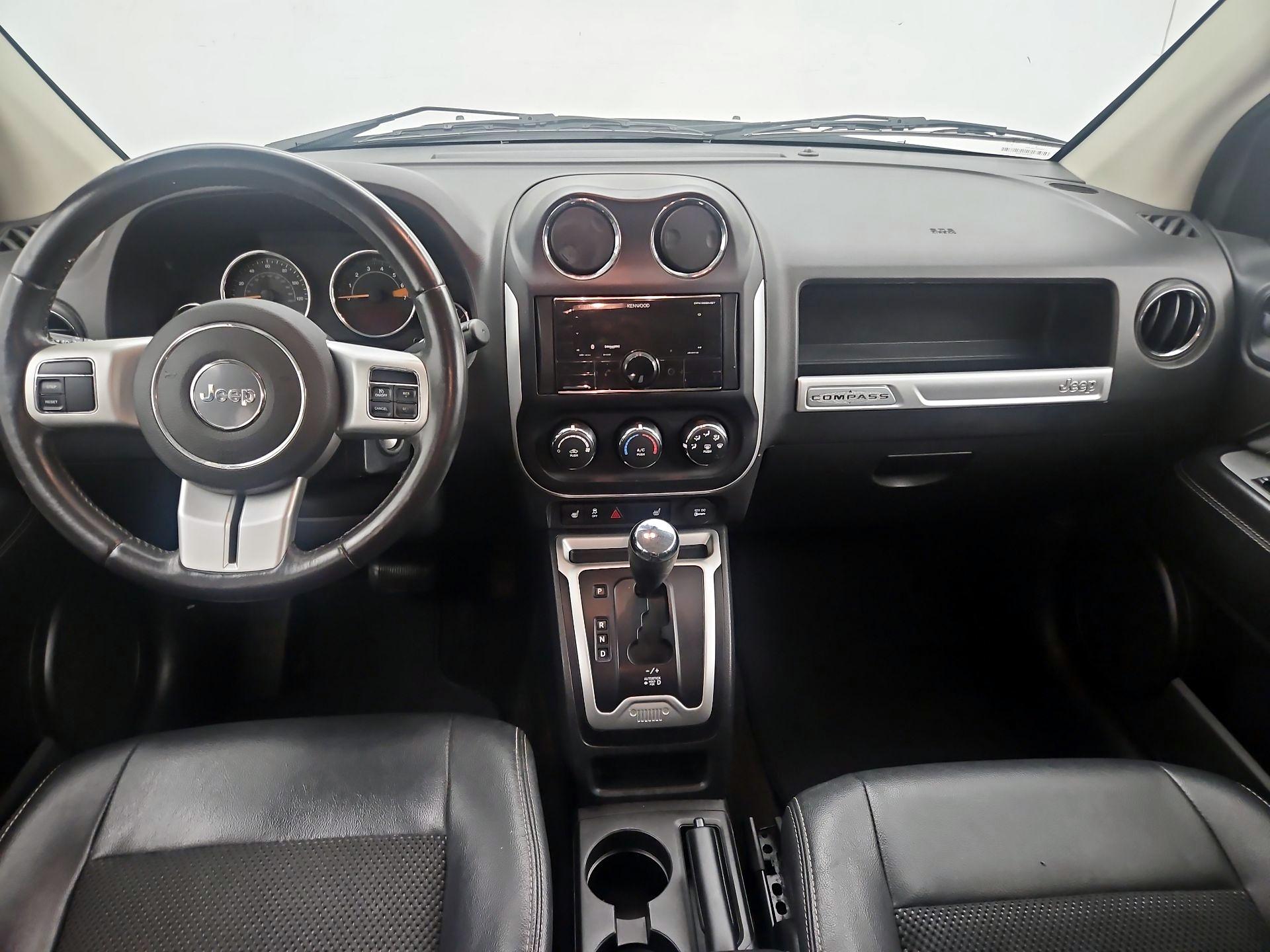 Thumbnail: 2016 Jeep Compass - 9