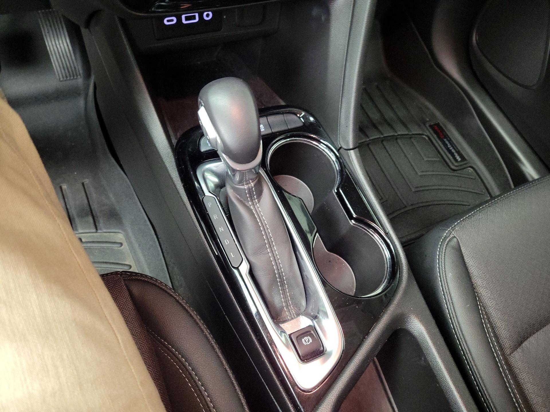 Thumbnail: 2022 Buick Encore GX - 17