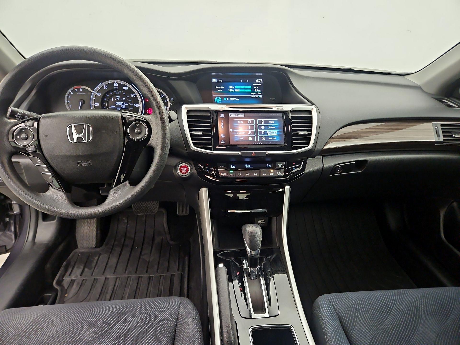 Thumbnail: 2016 Honda Accord - 9
