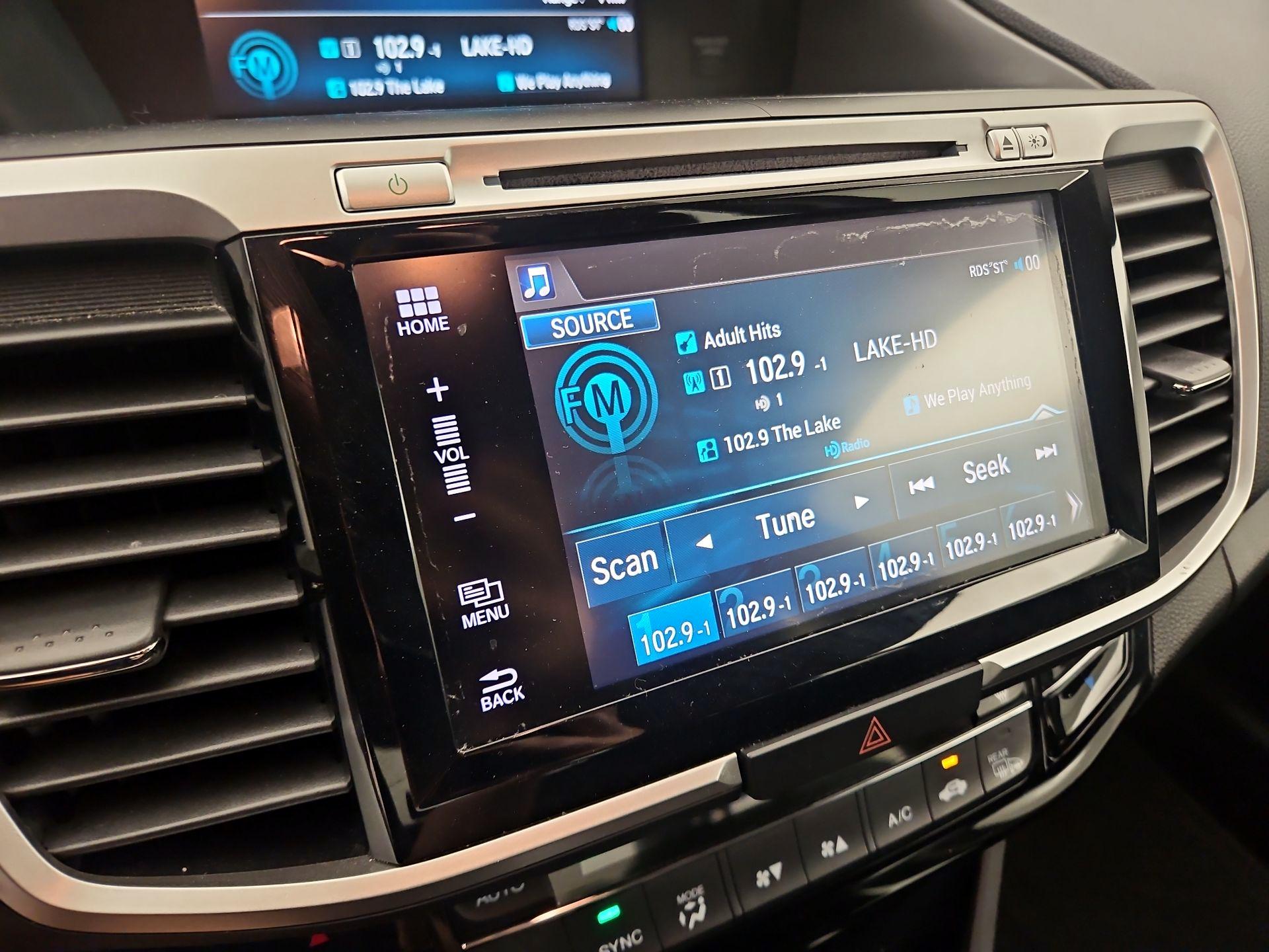 Thumbnail: 2016 Honda Accord - 15