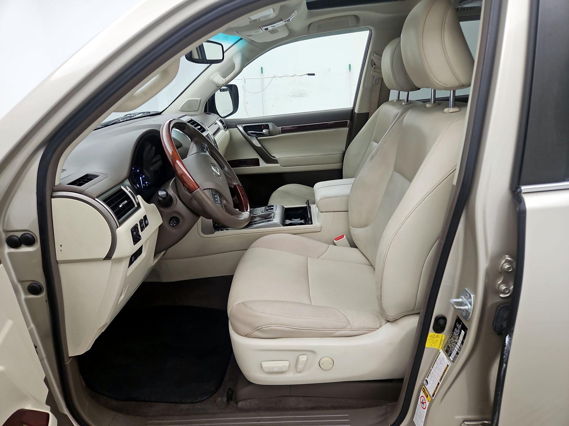 Thumbnail: 2013 Lexus GX - 11