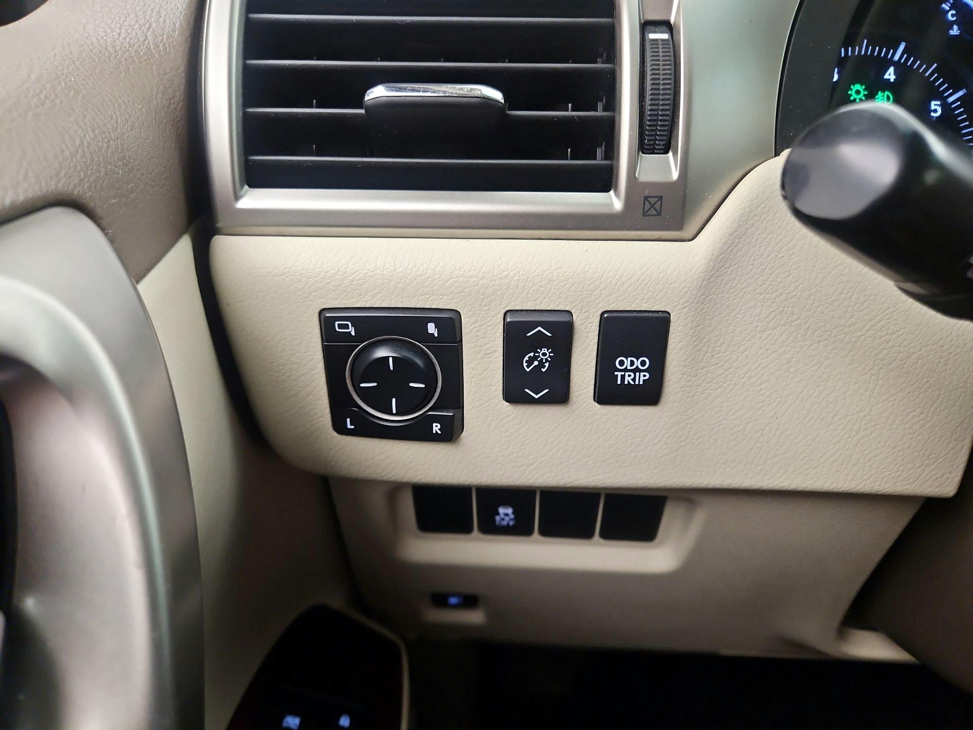 Thumbnail: 2013 Lexus GX - 13