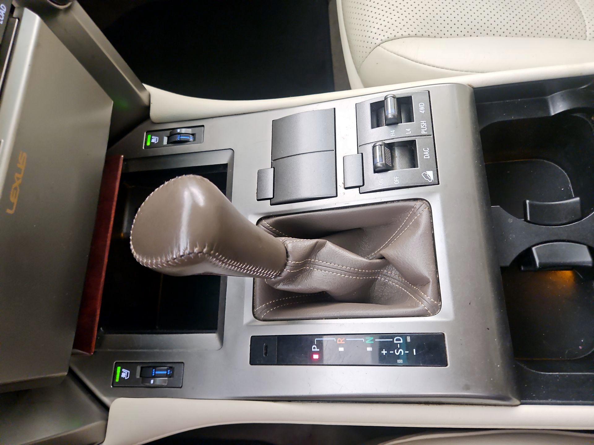 Thumbnail: 2013 Lexus GX - 17