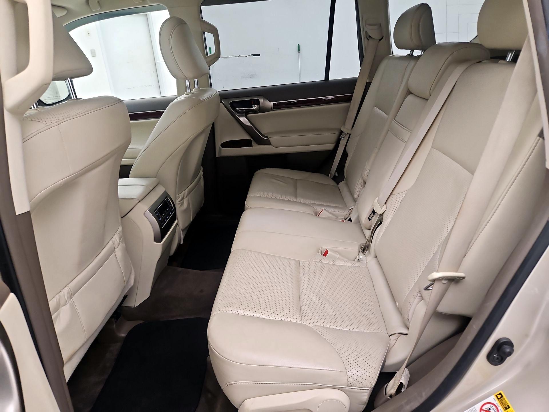 Thumbnail: 2013 Lexus GX - 20