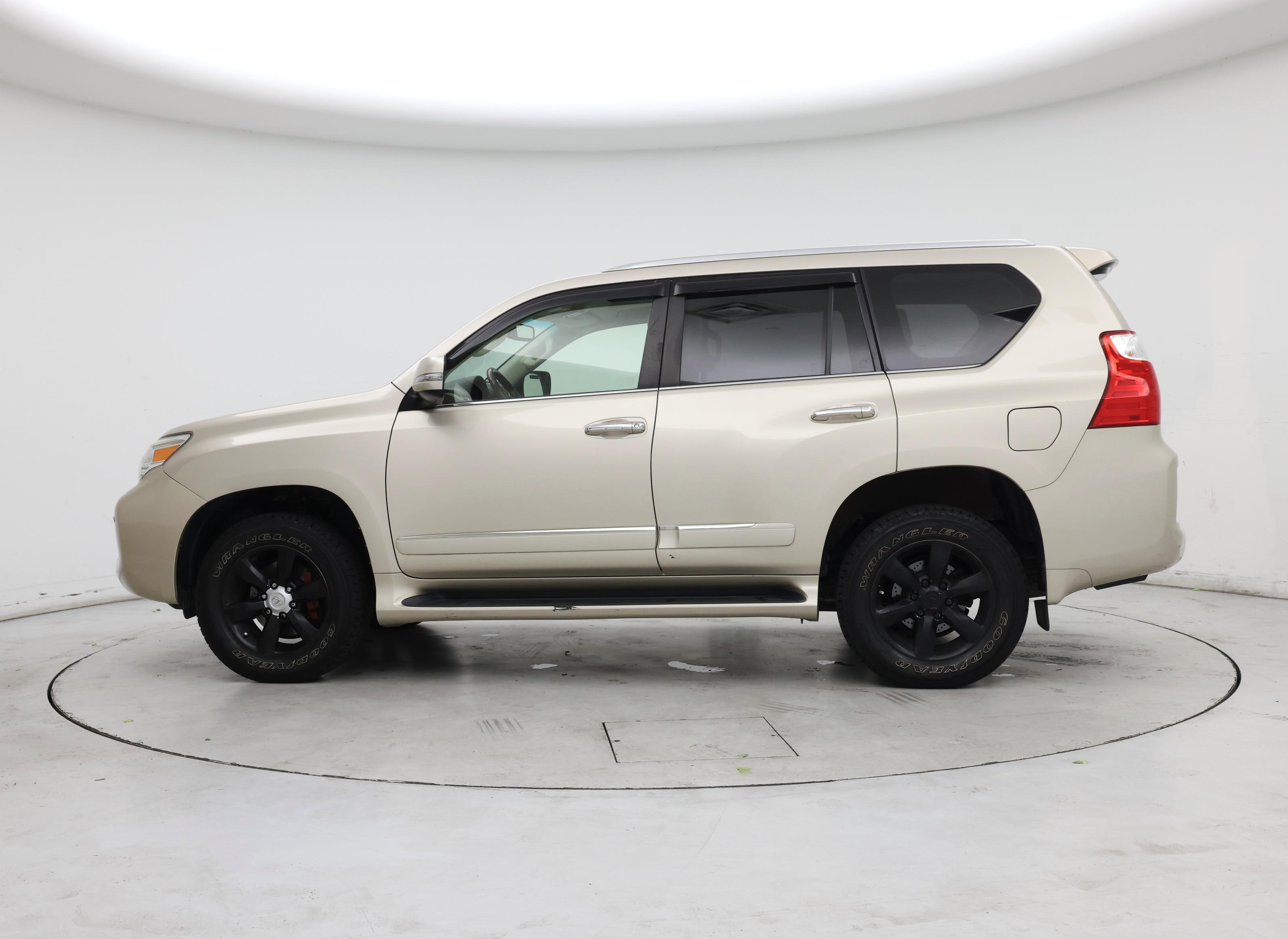 Thumbnail: 2013 Lexus GX - 5