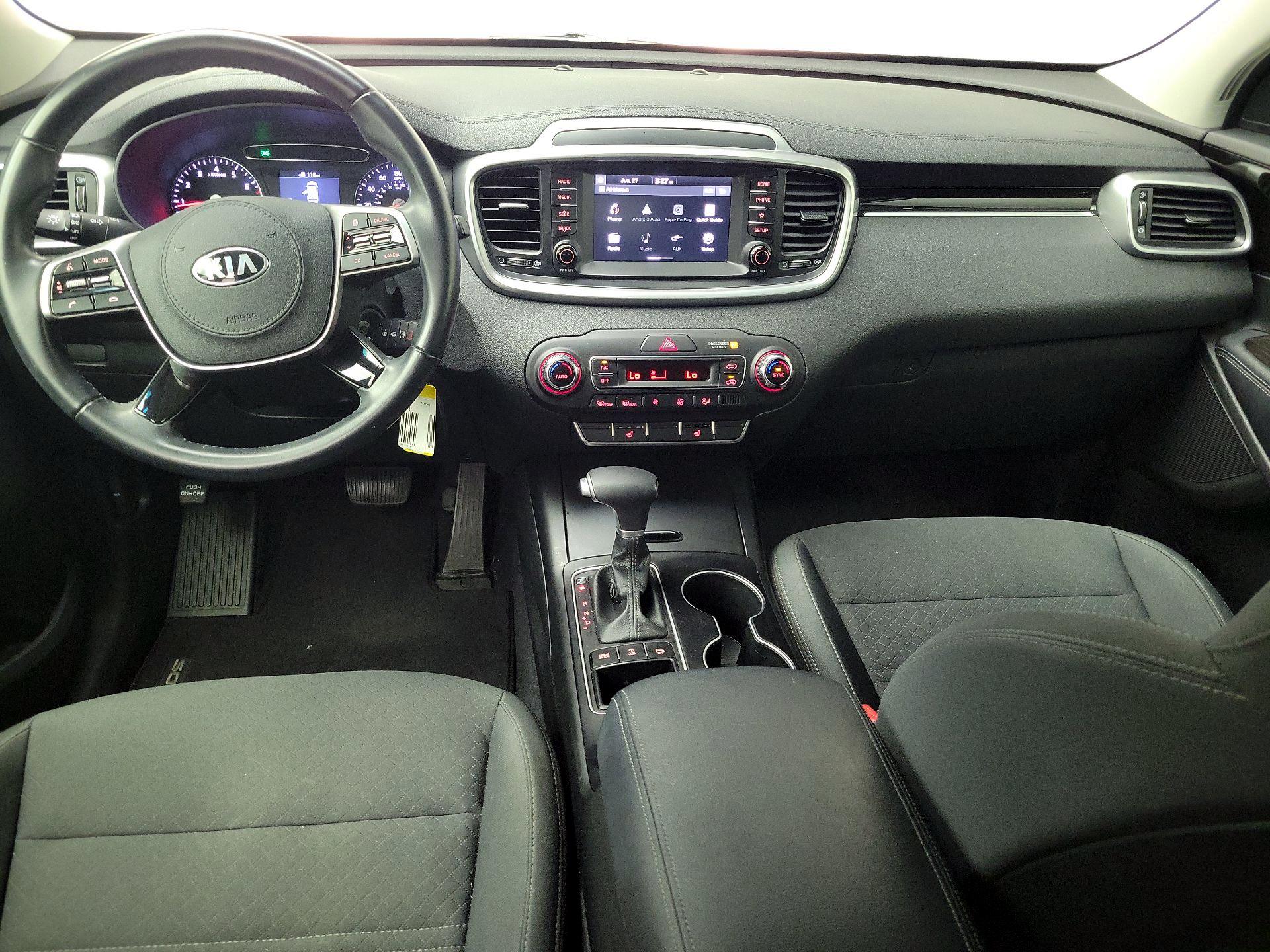 Thumbnail: 2020 Kia Sorento - 9