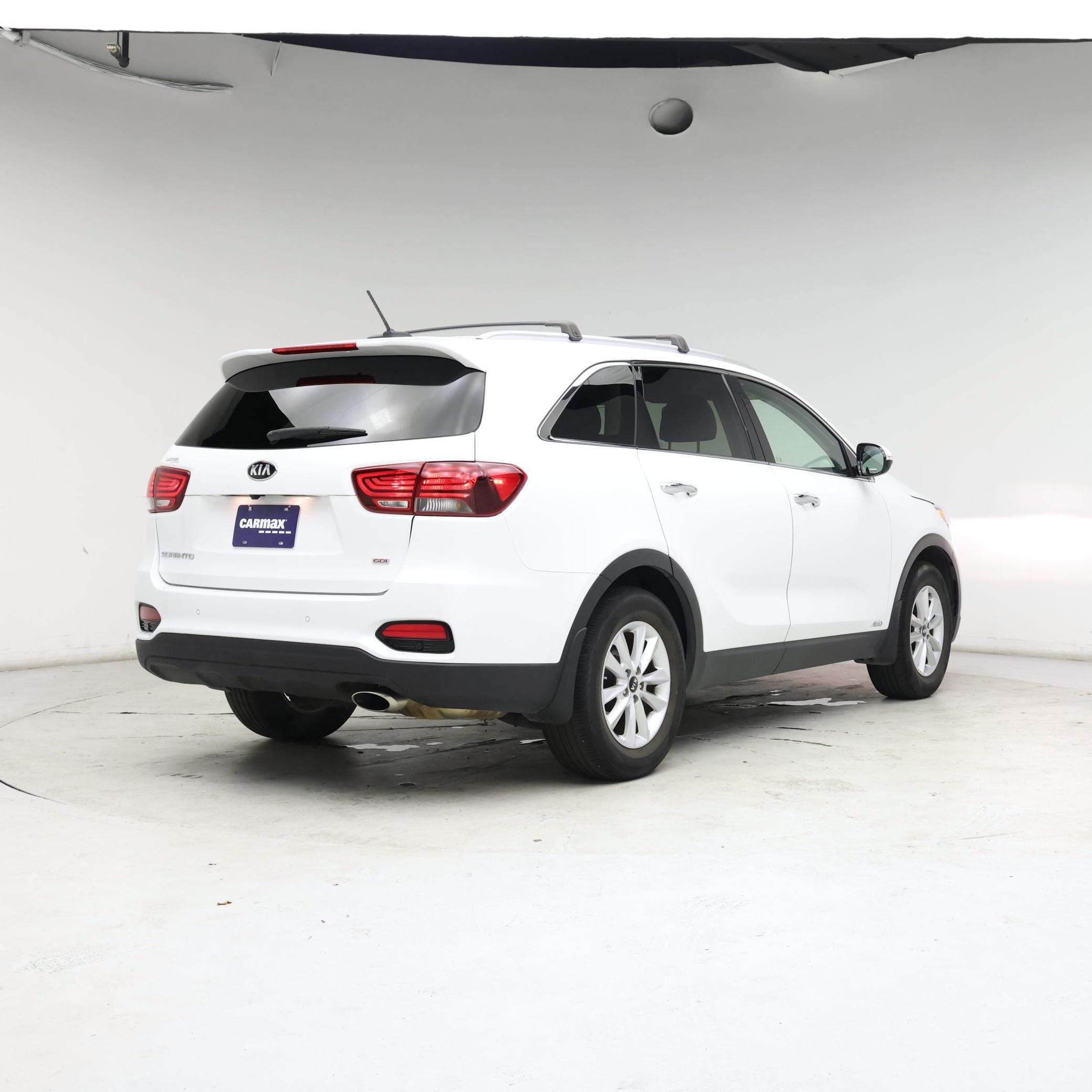 Thumbnail: 2020 Kia Sorento - 8