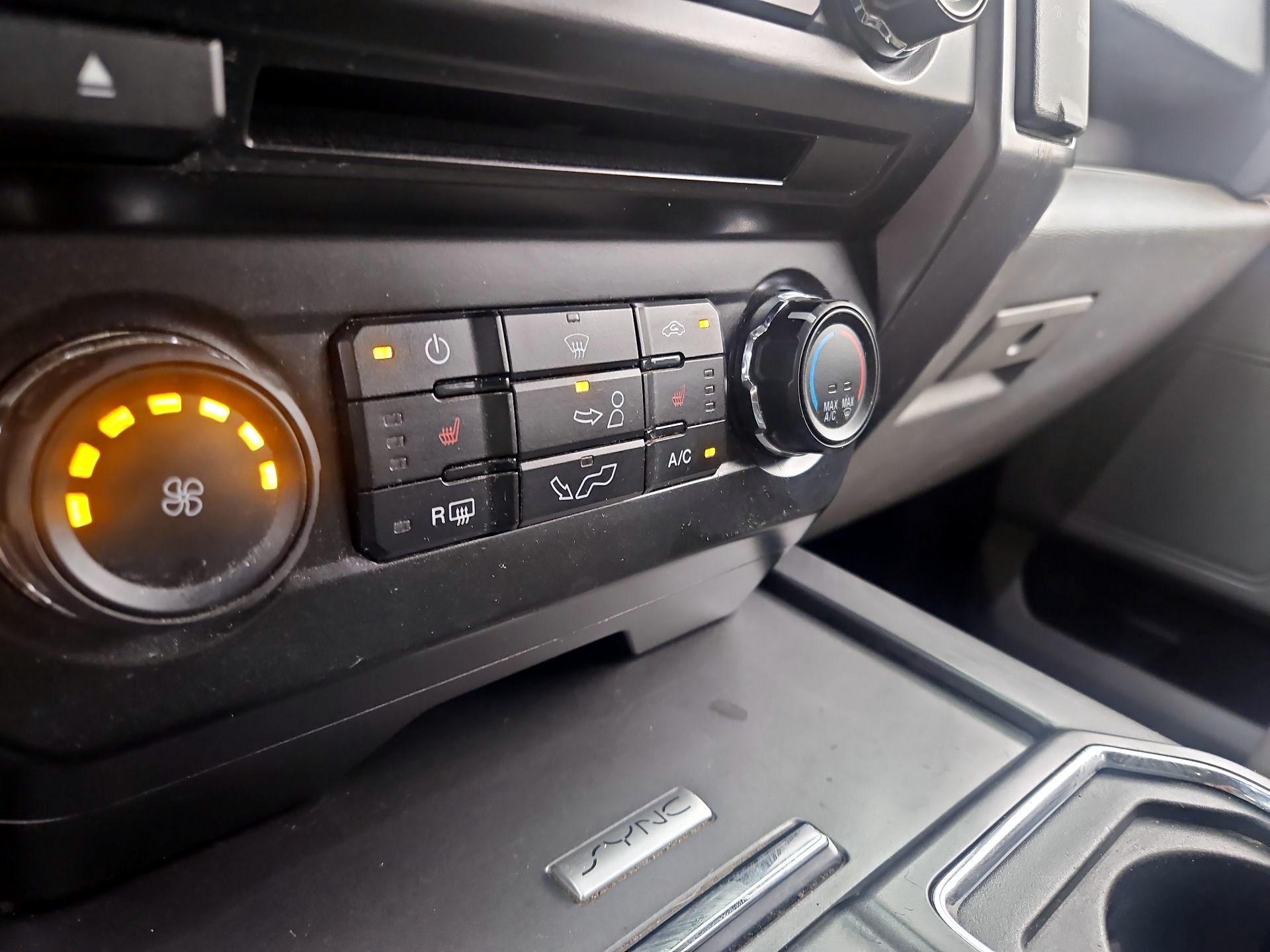 Thumbnail: 2015 Ford F-150 - 16