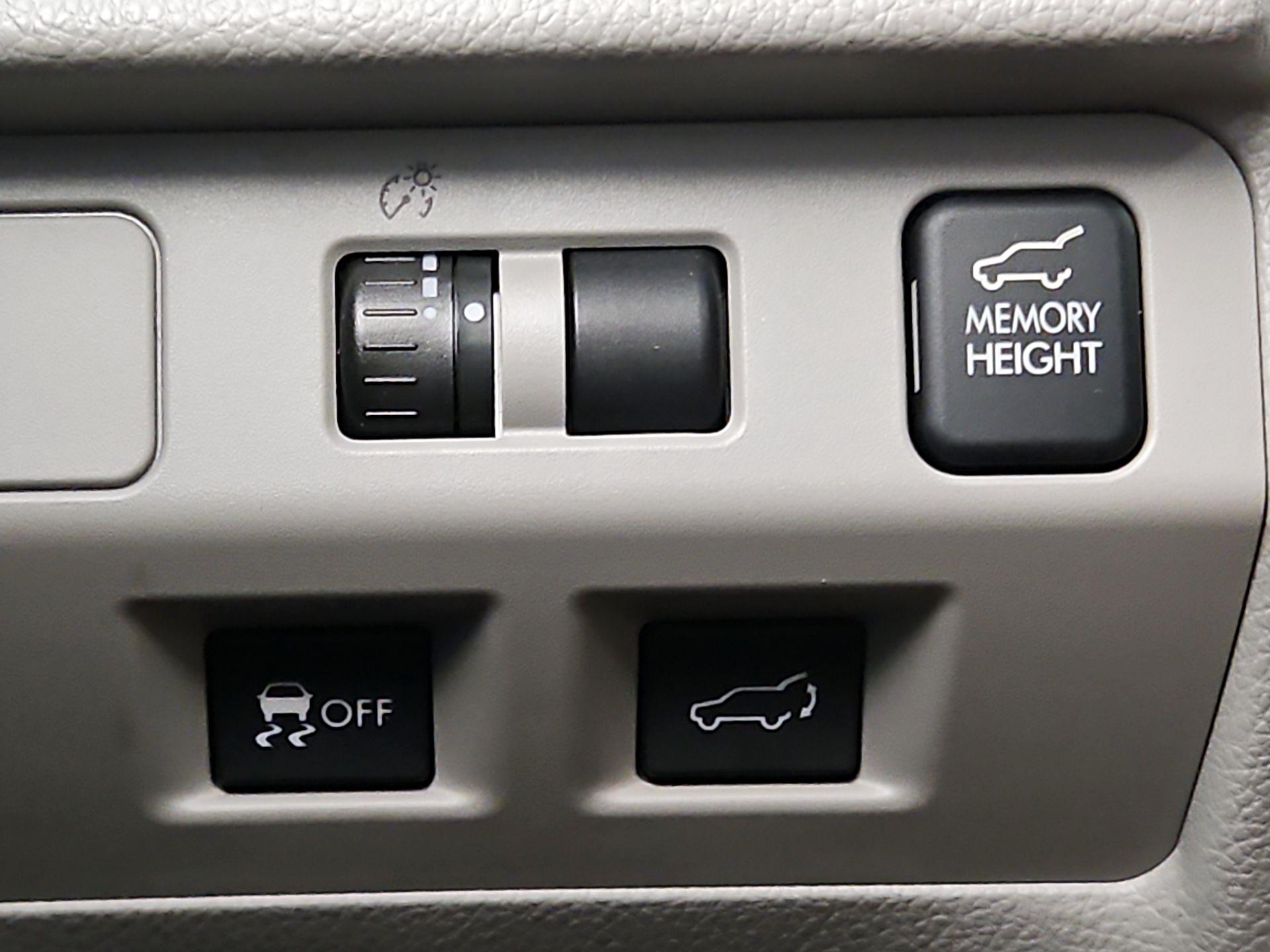 Thumbnail: 2015 Subaru Forester - 13