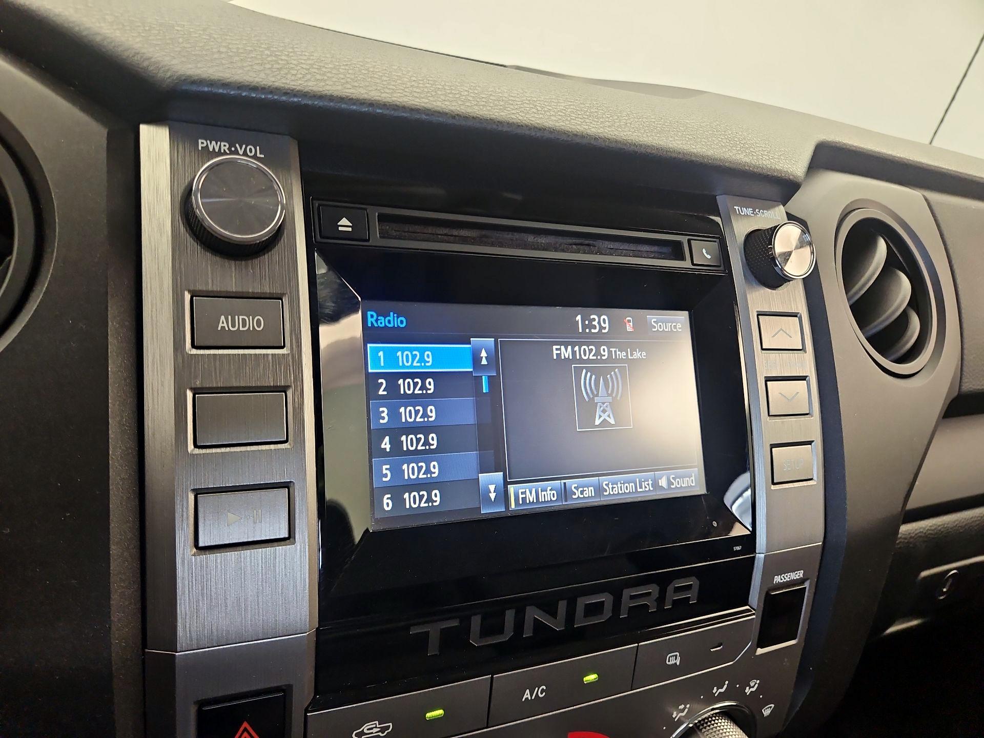 Thumbnail: 2014 Toyota Tundra - 15