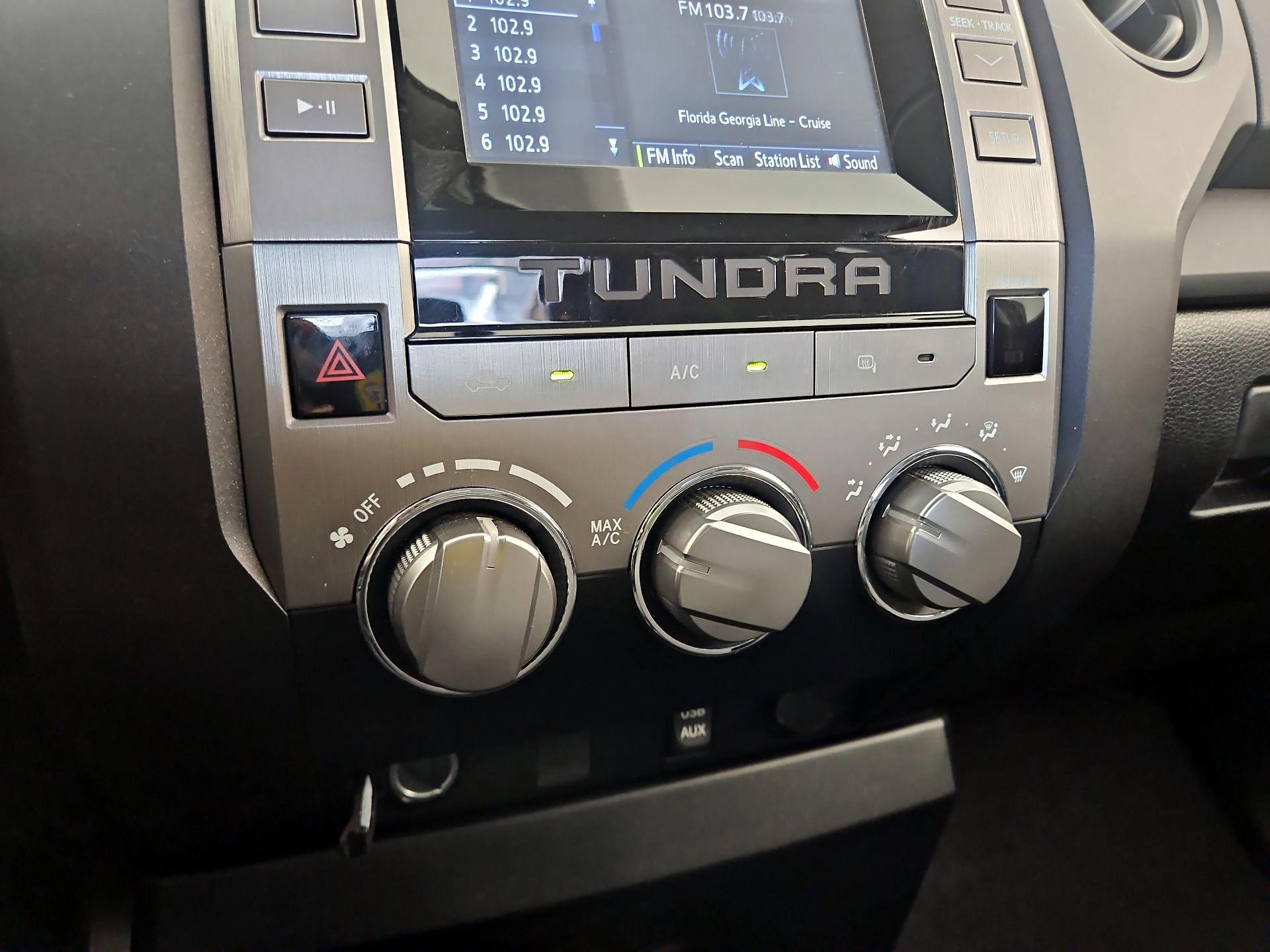 Thumbnail: 2014 Toyota Tundra - 16