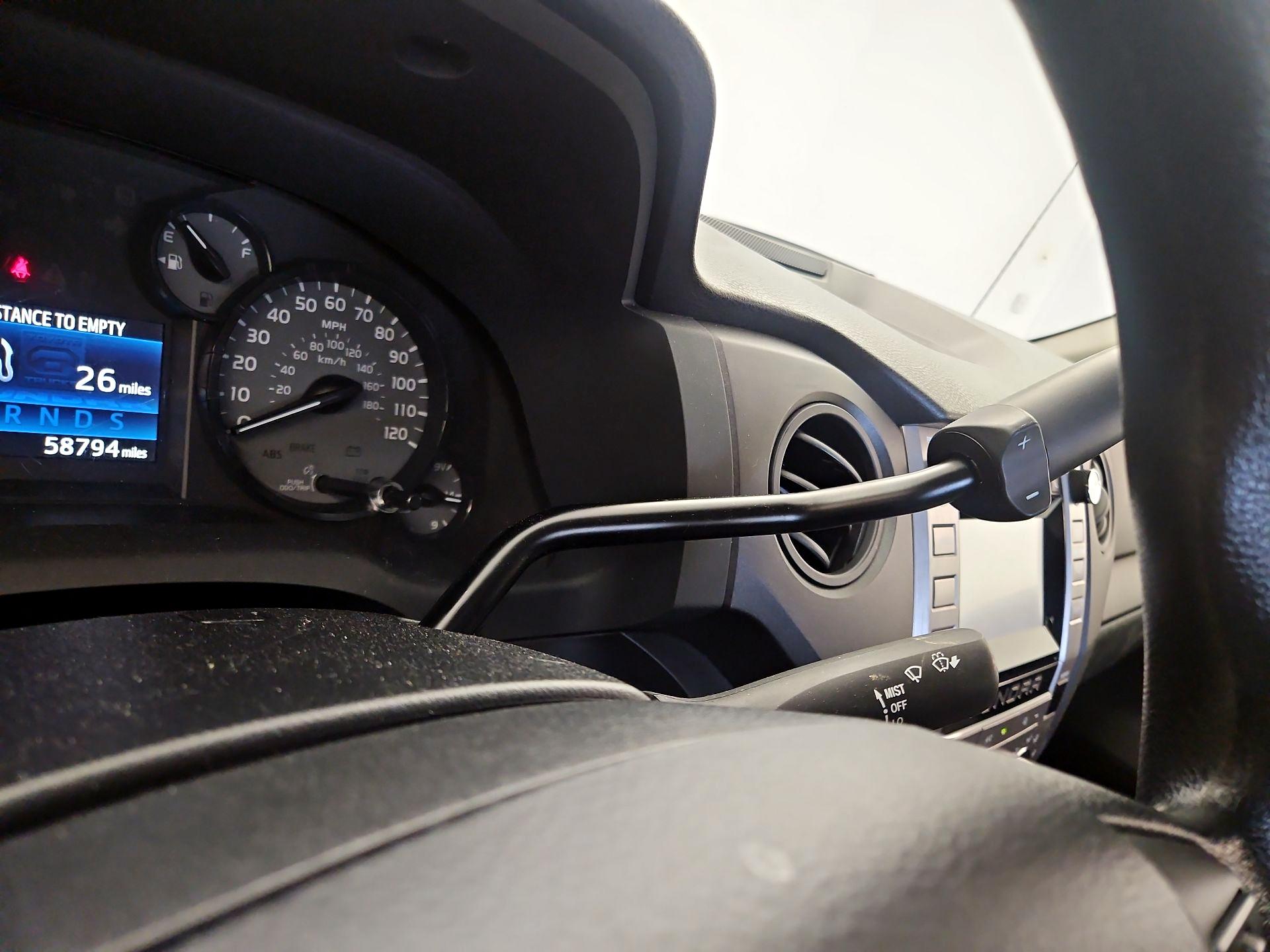 Thumbnail: 2014 Toyota Tundra - 17